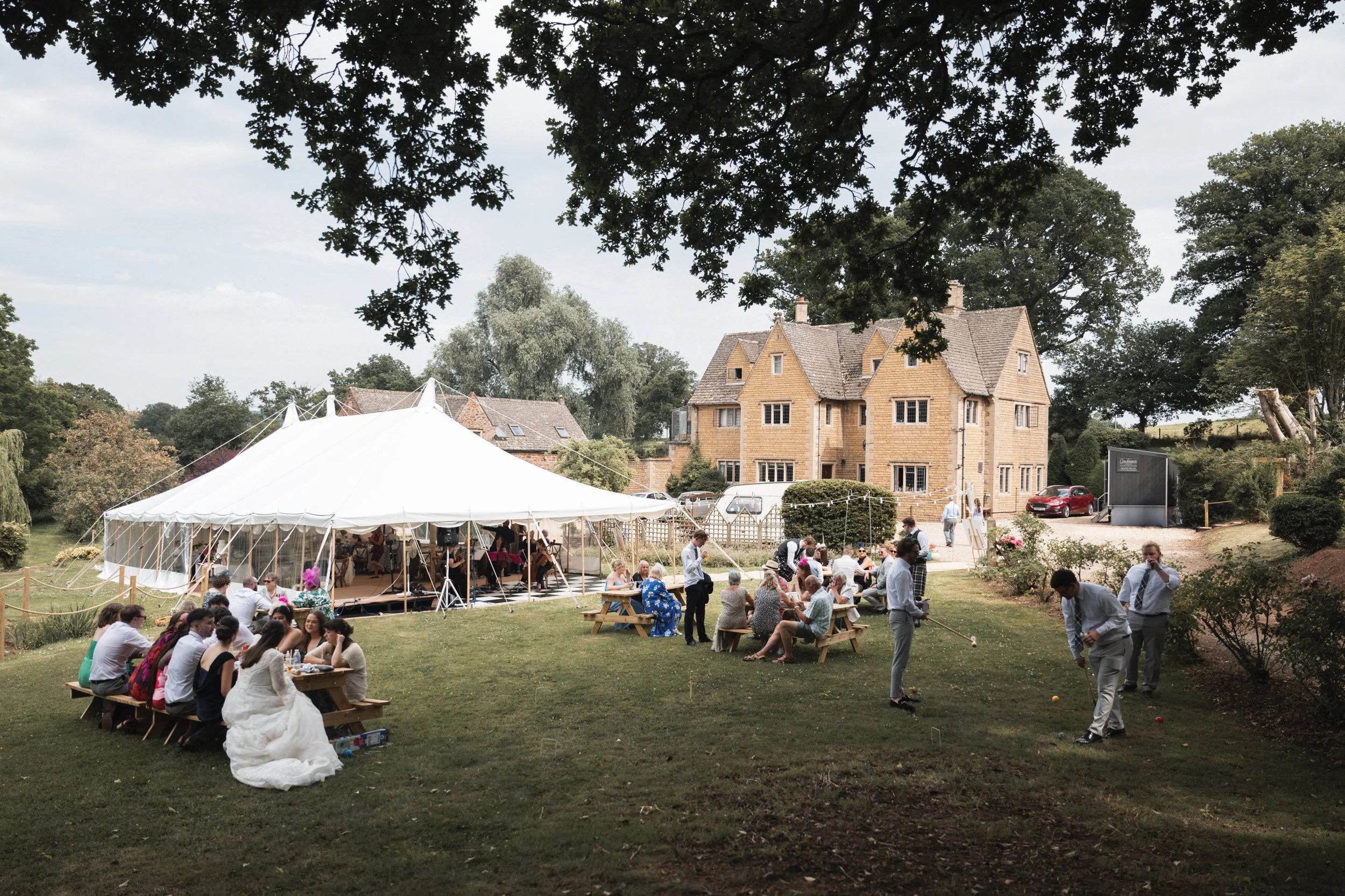 Oxfordshire-Wedding-Photographer-166.jpg