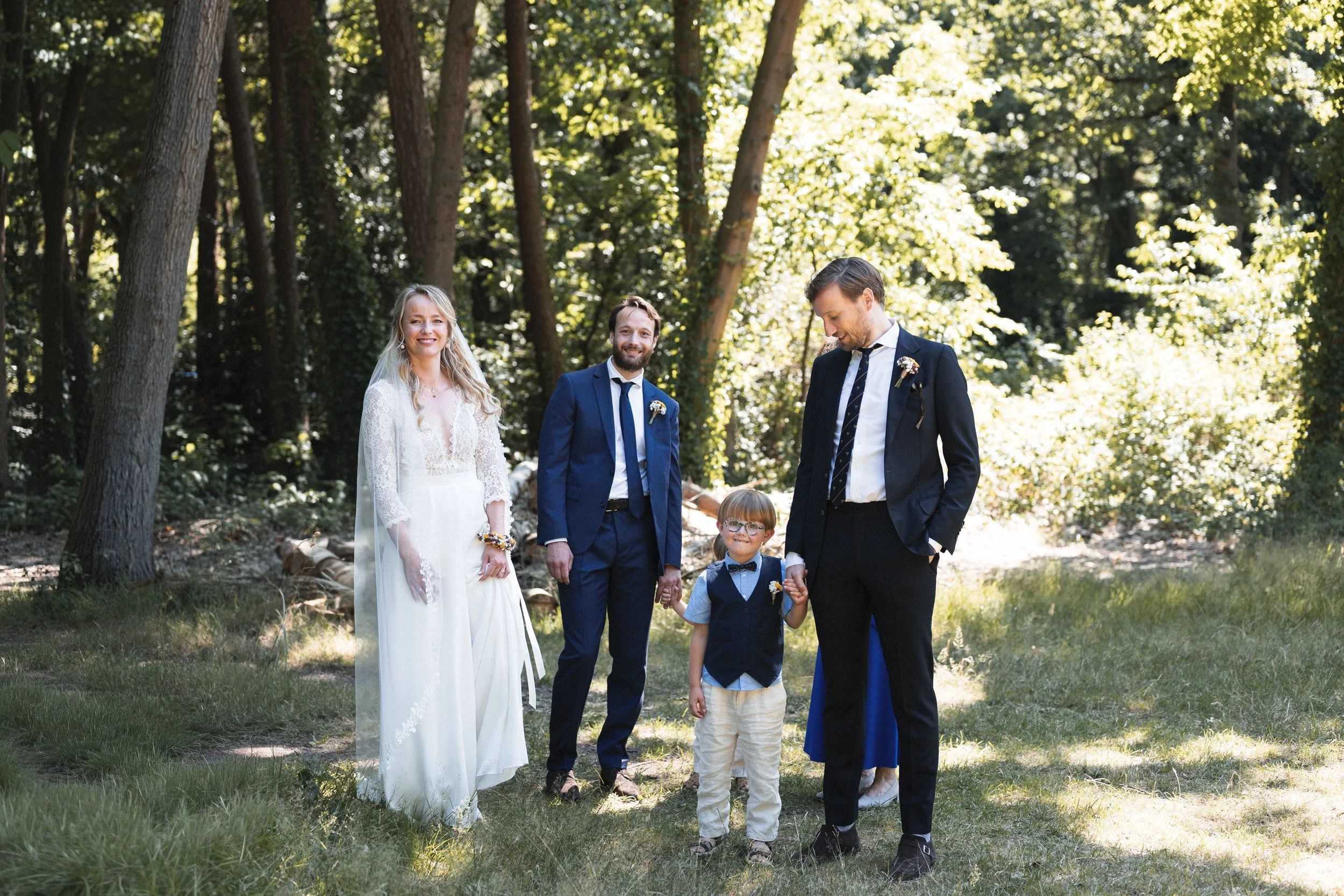 Oxfordshire-Garden-Wedding-Photographer-228.jpg
