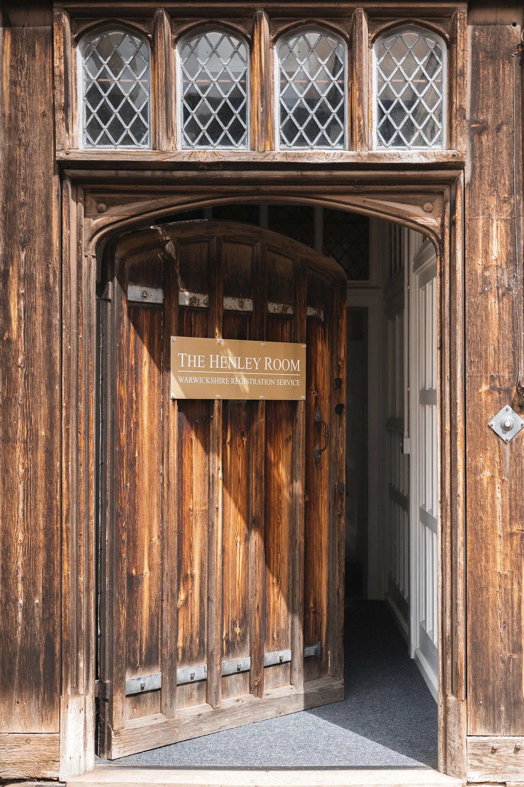 Stratford-upon-Avon-Wedding-Photographer-001.jpg