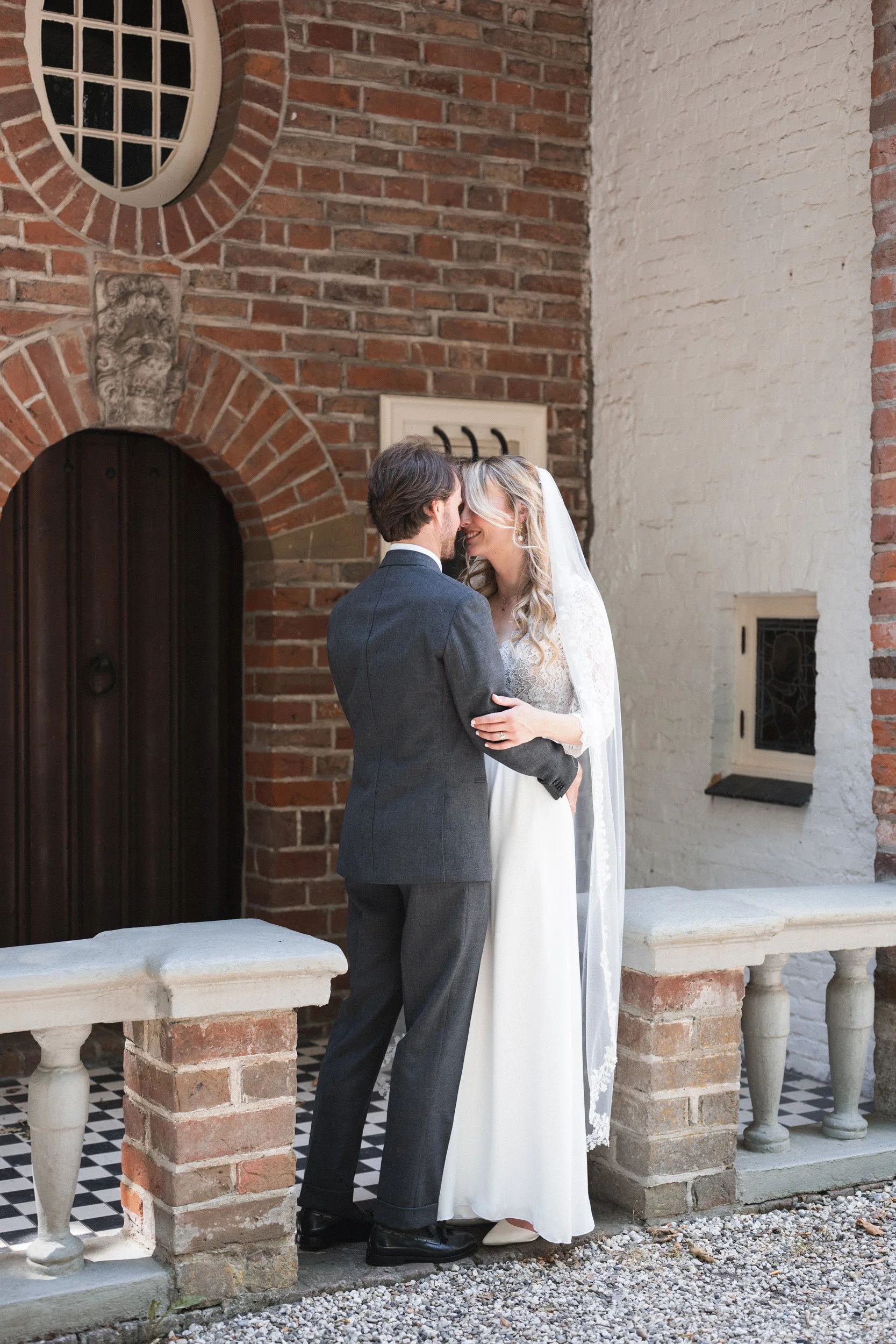 Oxfordshire-Garden-Wedding-Photographer-127.jpg