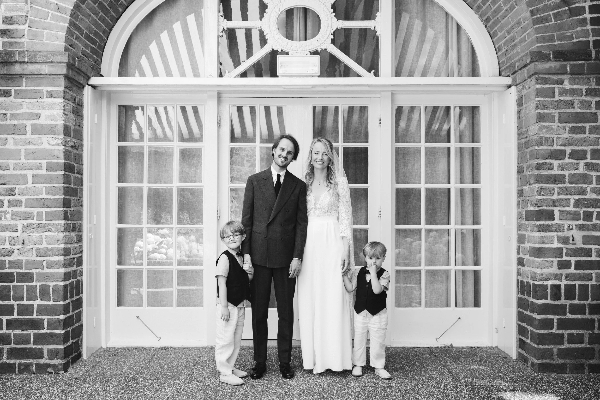 Oxfordshire-Garden-Wedding-Photographer-117.jpg