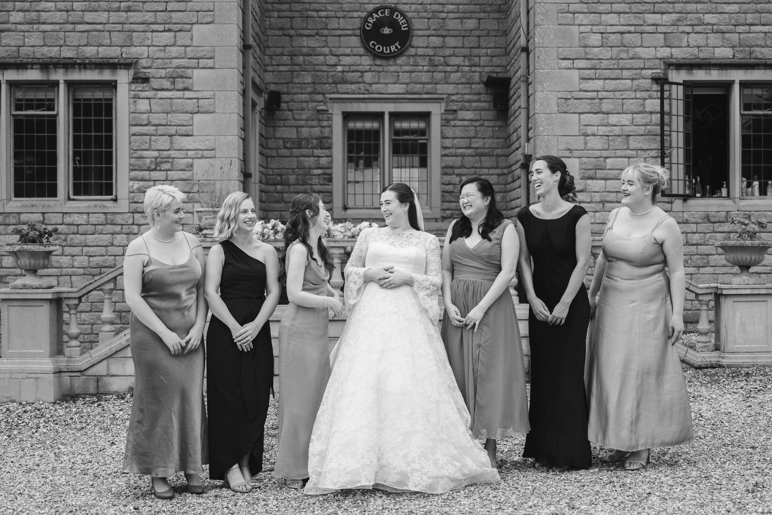 Oxfordshire-Wedding-Photographer-035.jpg