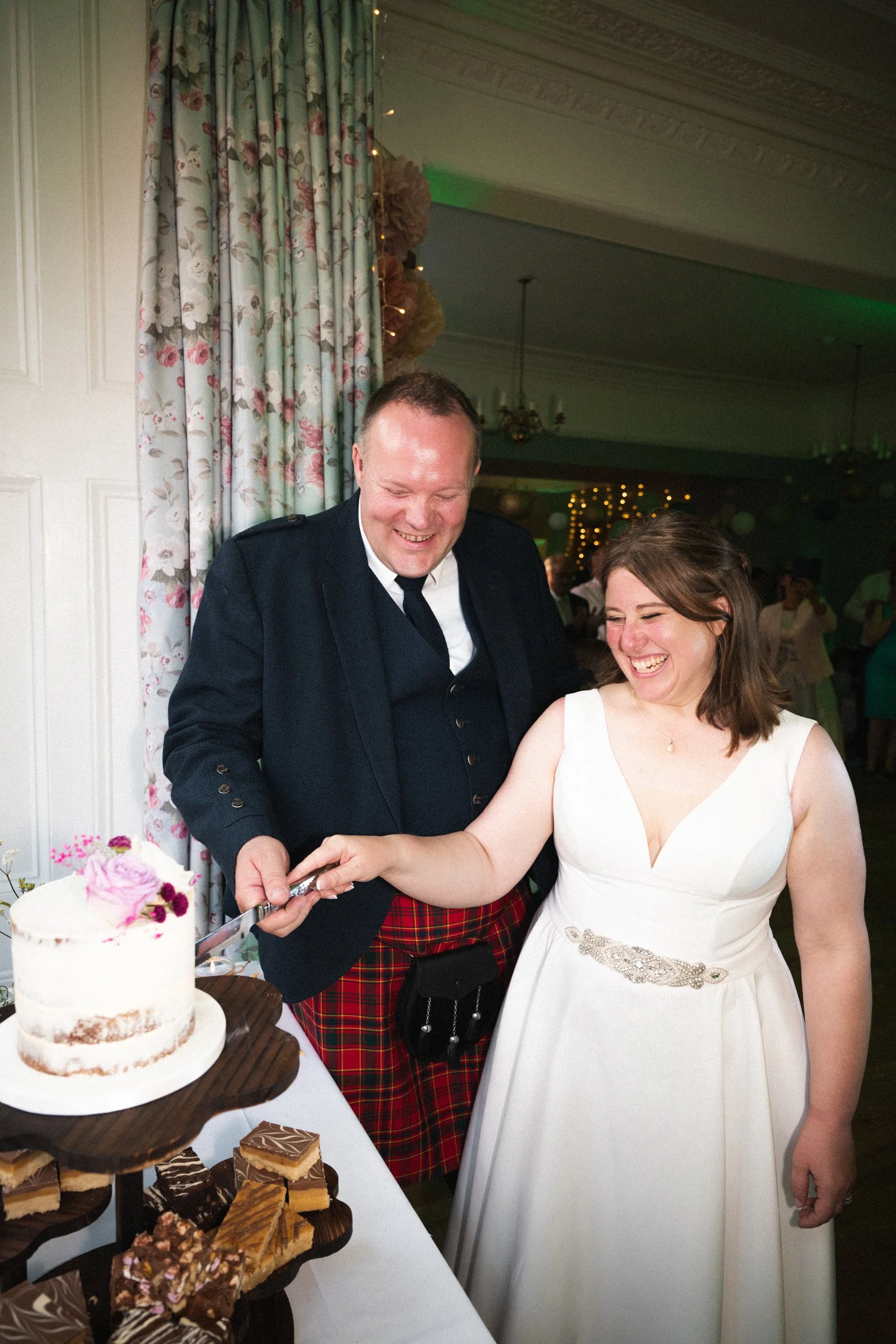 warwickshire-wedding-photographer-rugby-school-522.jpg