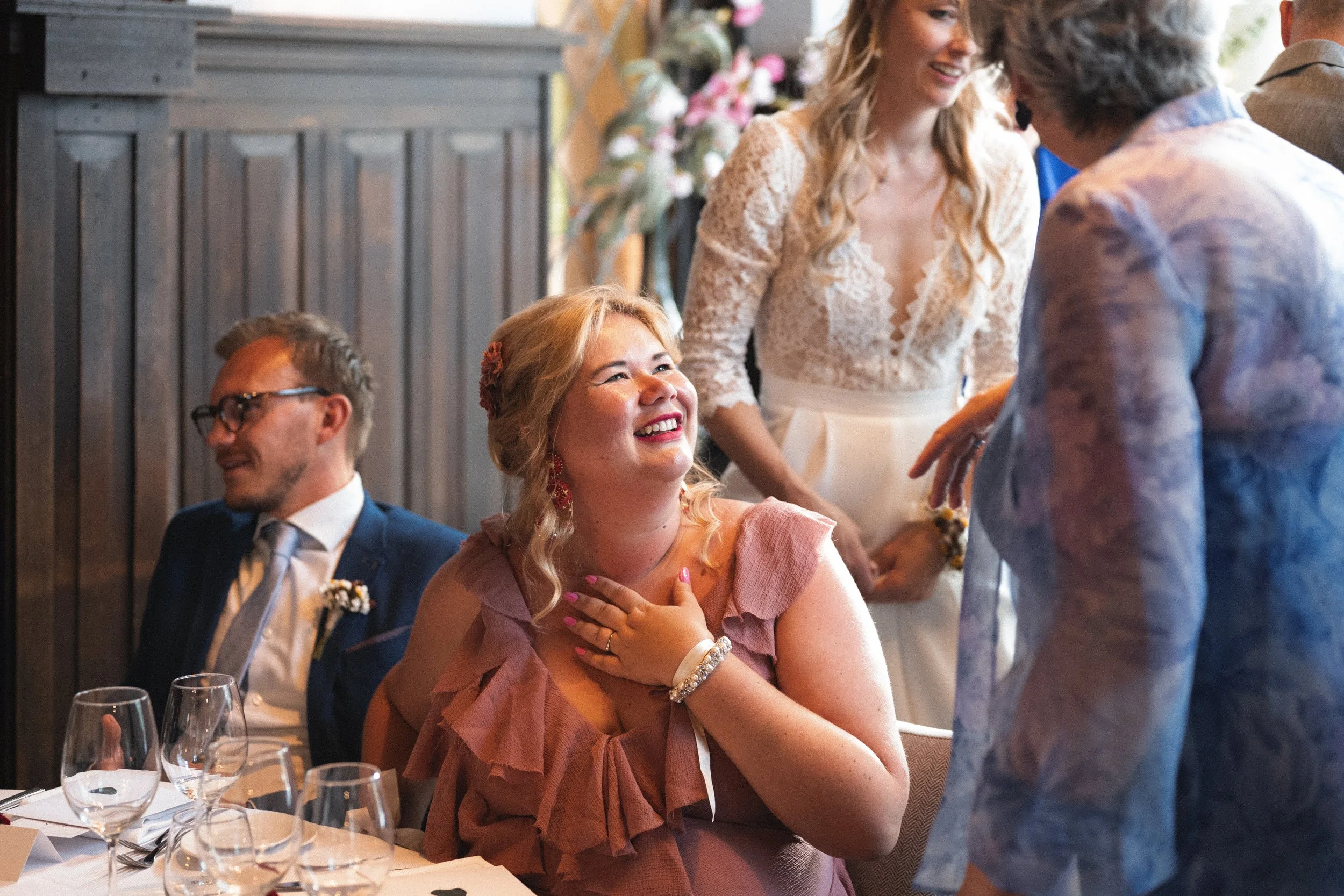 Oxfordshire-Garden-Wedding-Photographer-464.jpg