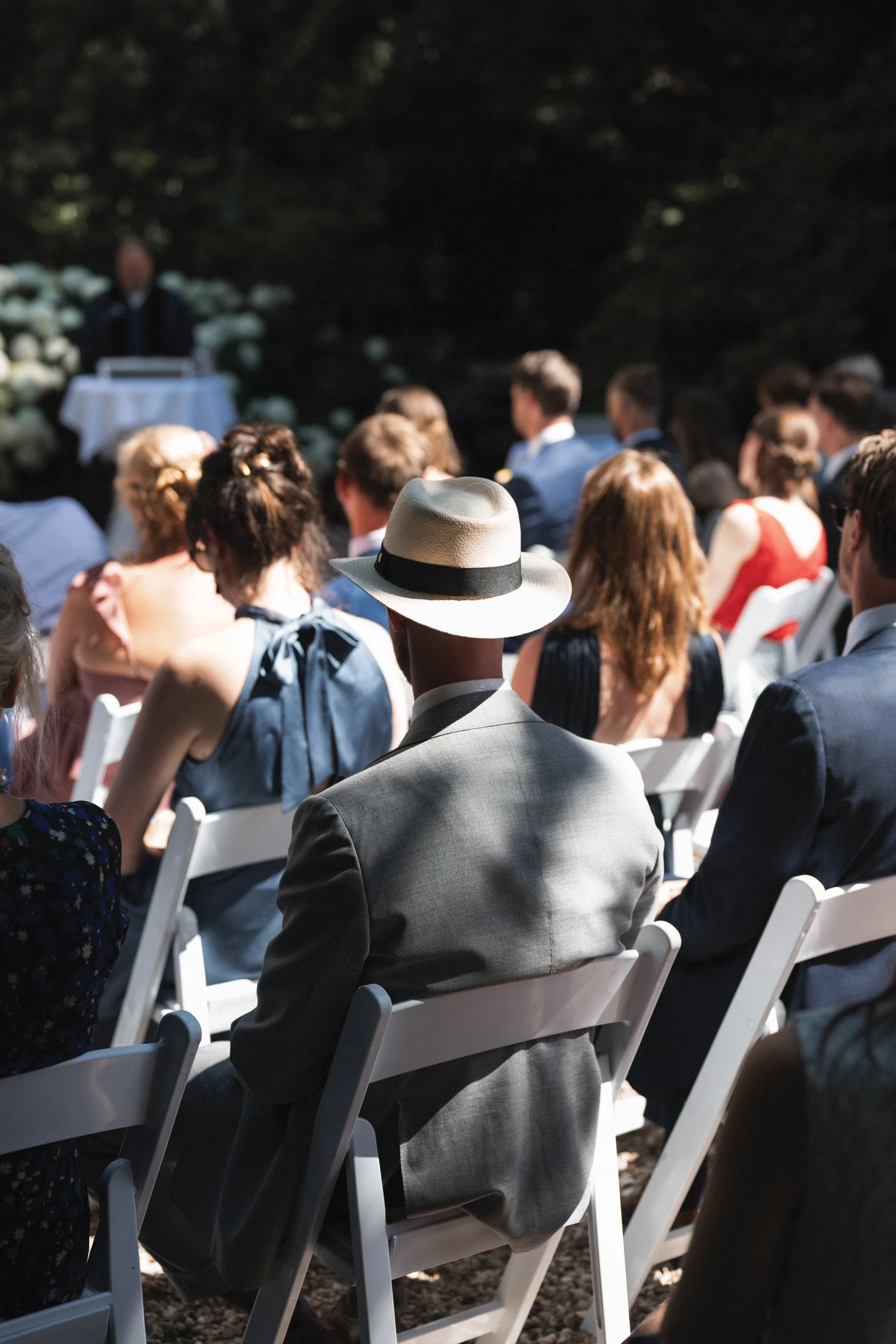 Oxfordshire-Garden-Wedding-Photographer-252.jpg