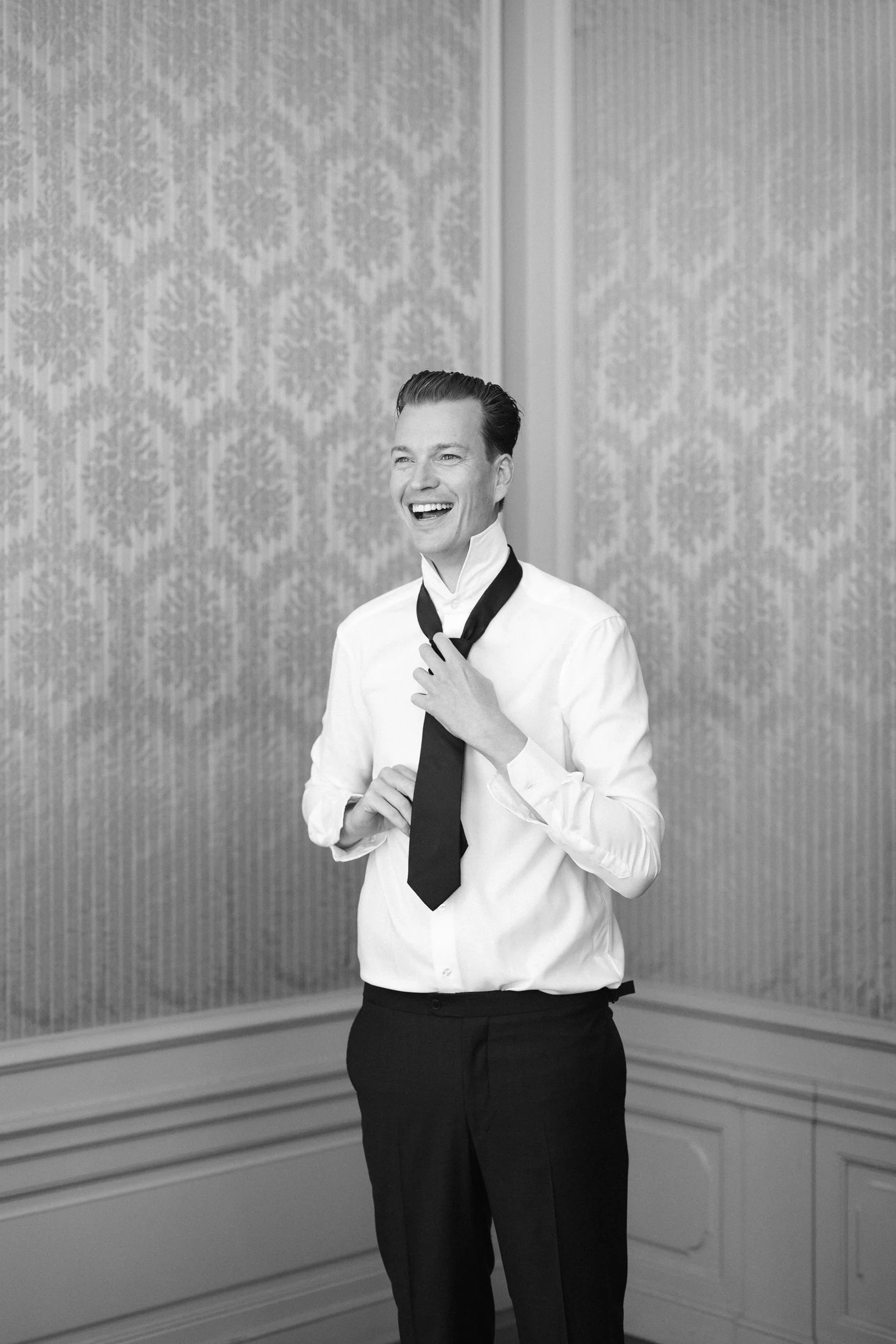 wedding-photographer-northamptonshire-bride-groom-couple-portraits-069.jpg