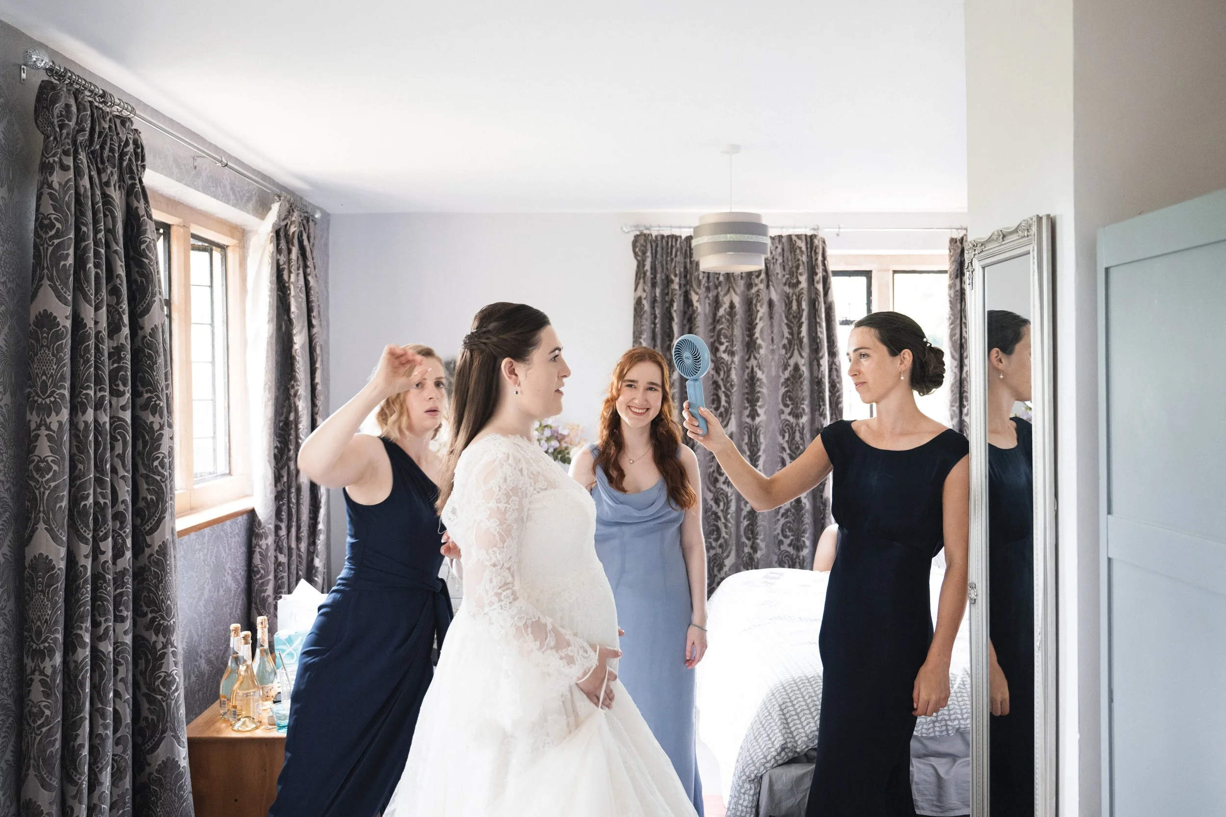 Oxfordshire-Wedding-Photographer-023.jpg