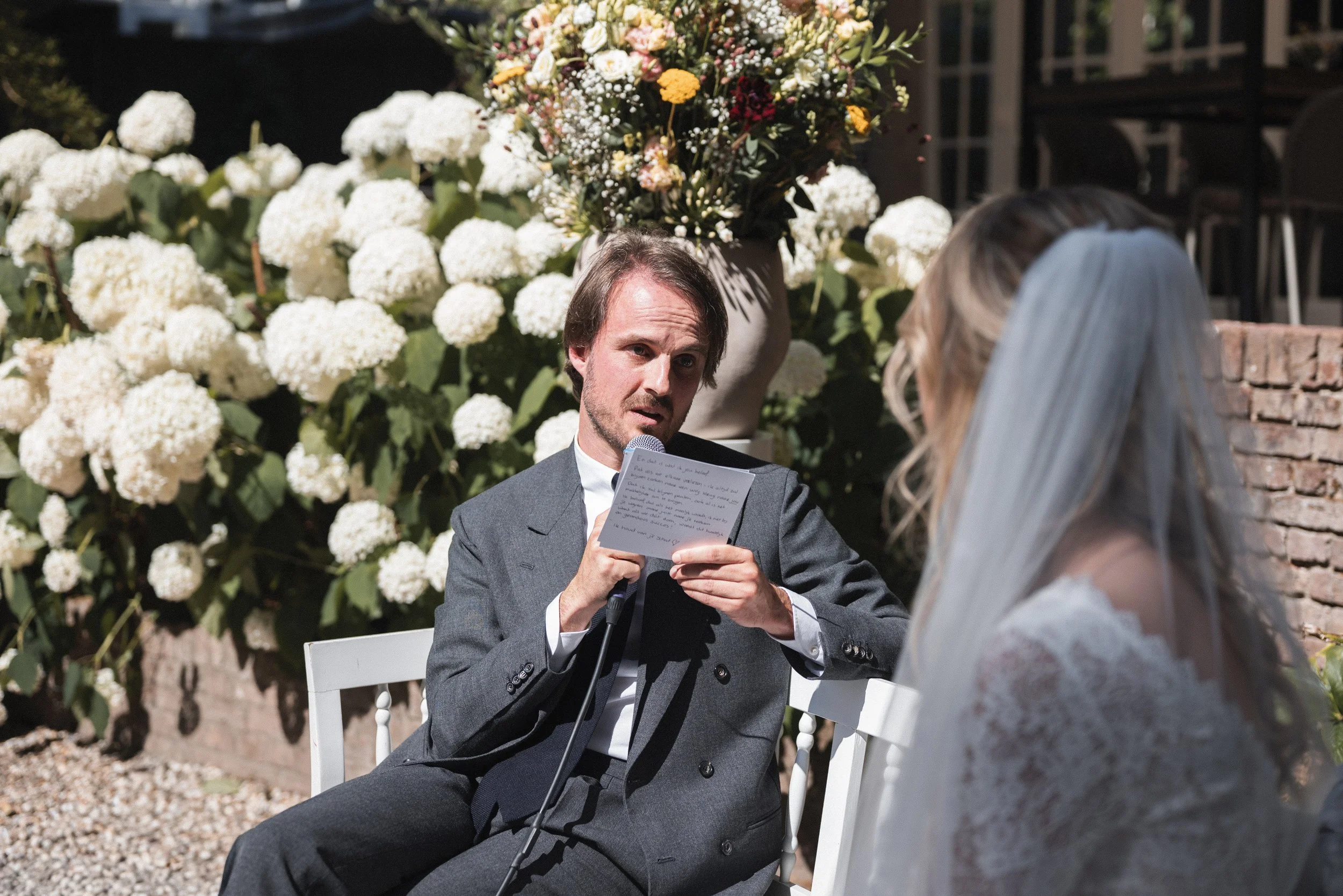 Oxfordshire-Garden-Wedding-Photographer-286.jpg
