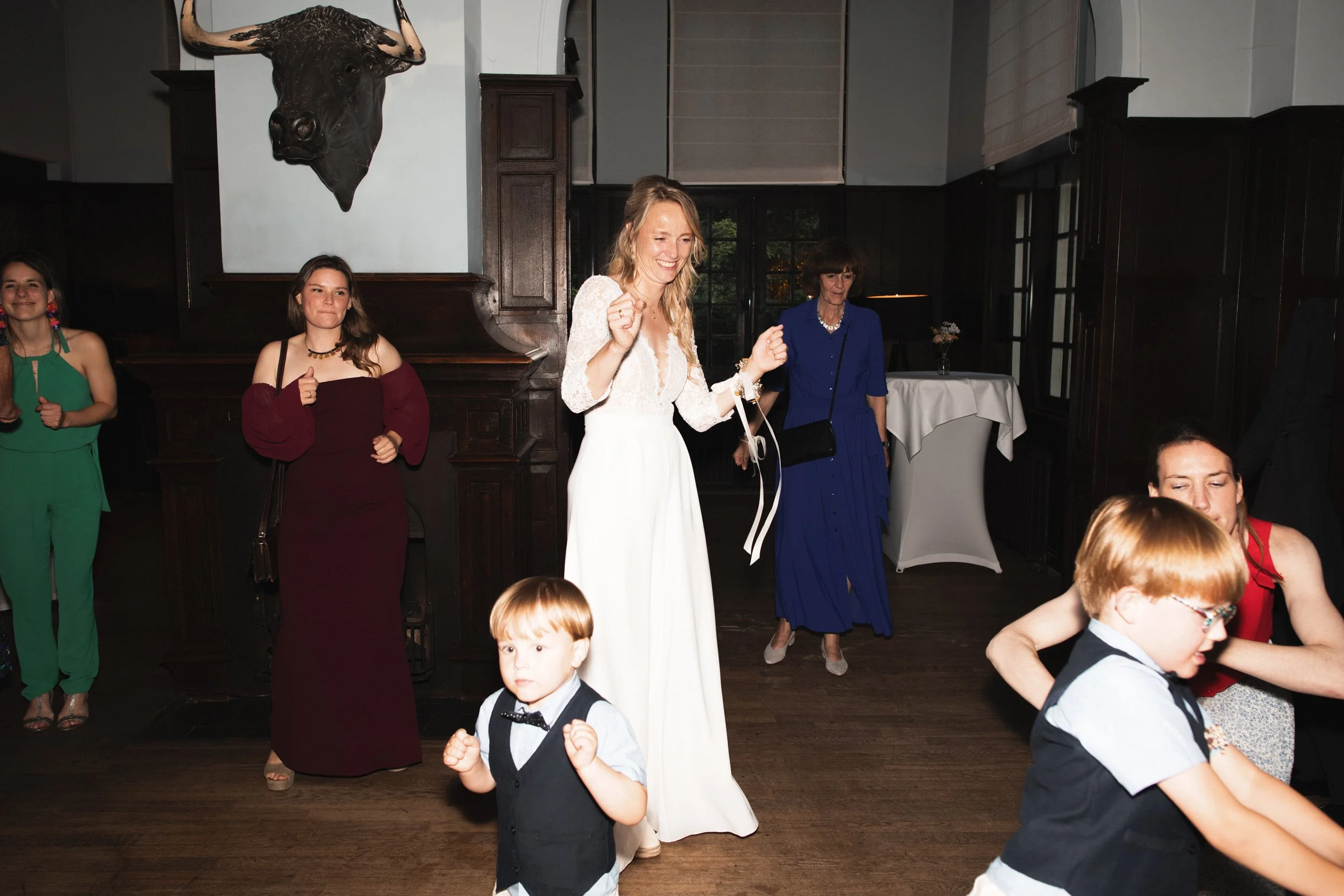 Oxfordshire-Garden-Wedding-Photographer-580.jpg