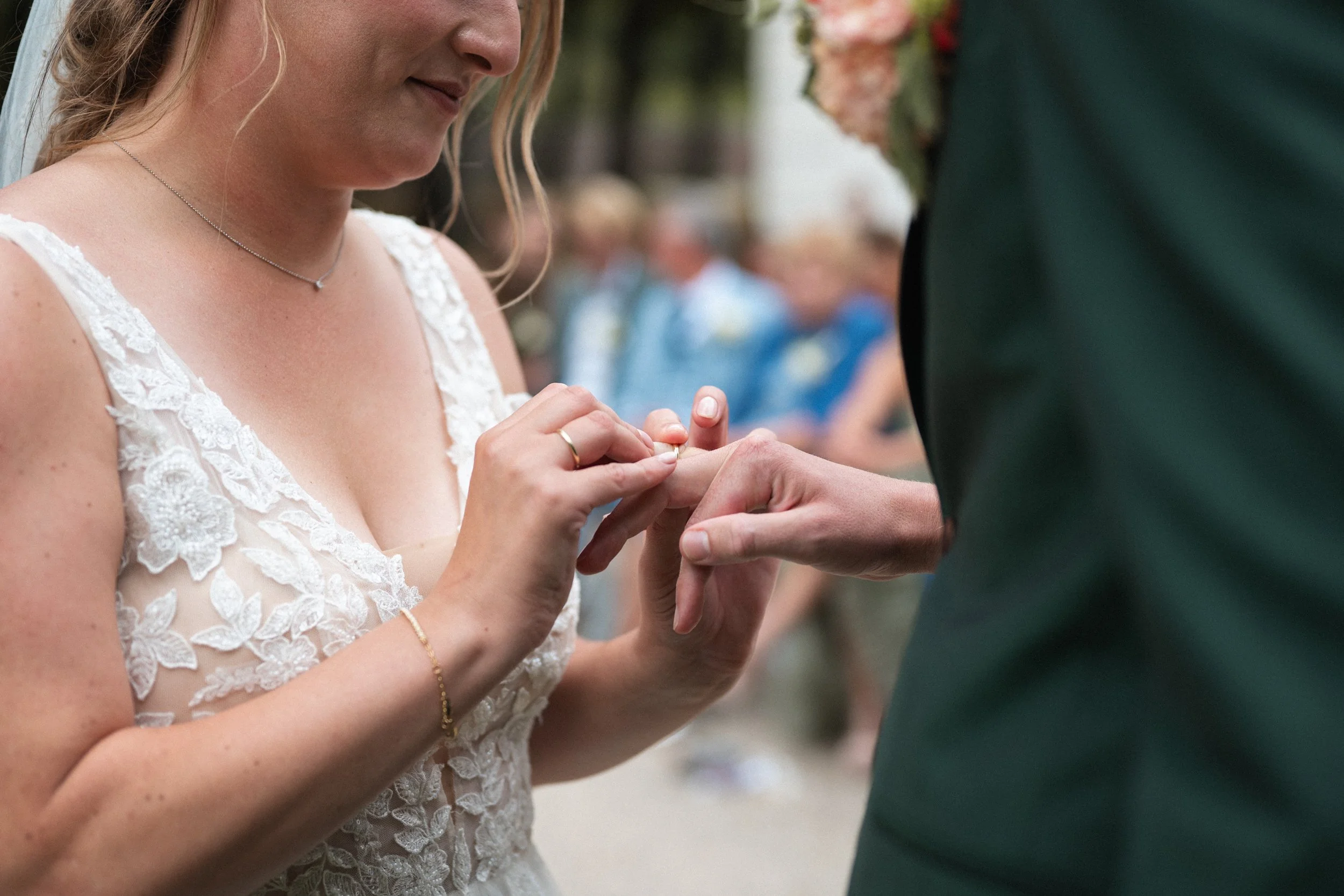 wedding-photographer-northamptonshire-bride-groom-couple-portraits-398.jpg