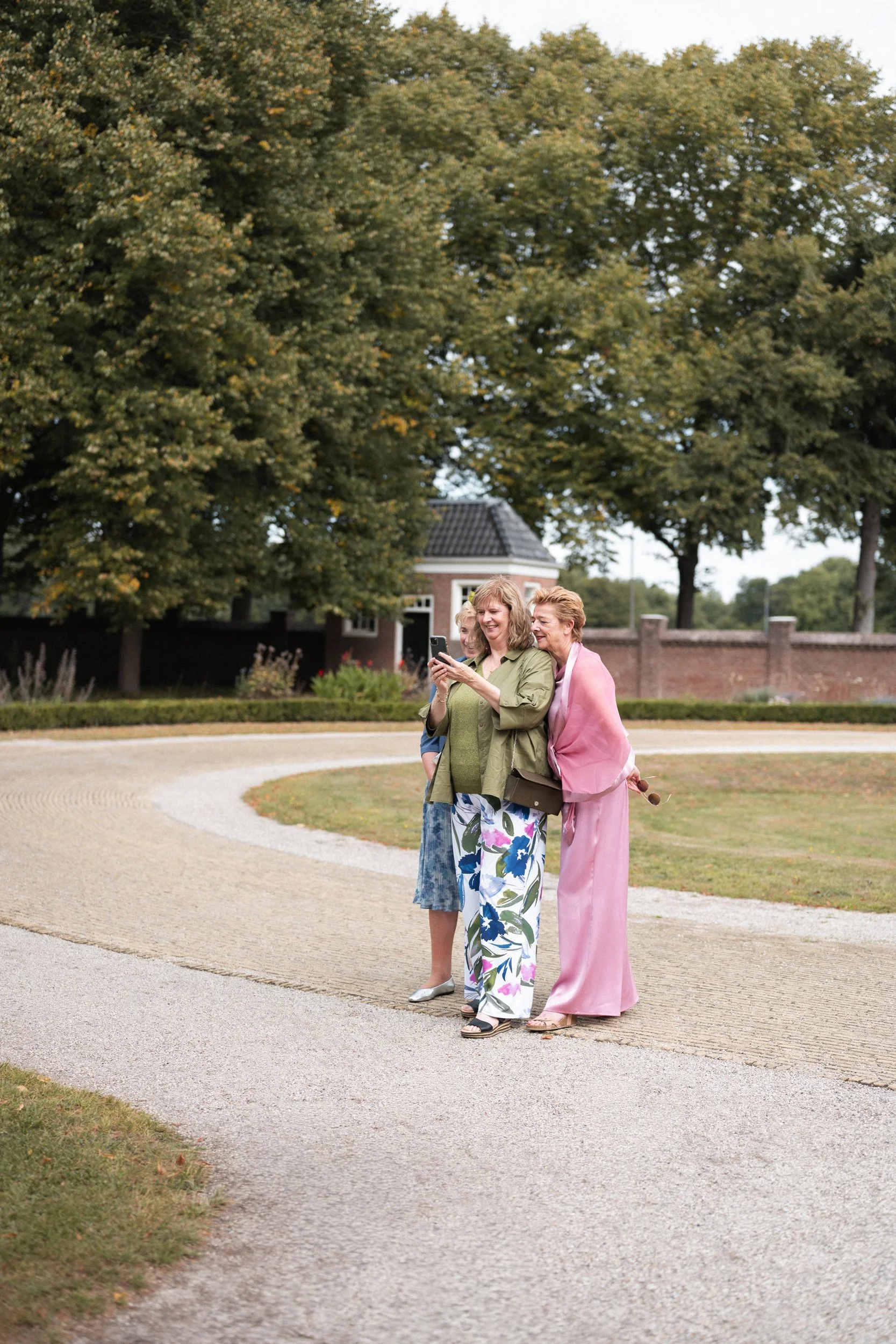 wedding-photographer-northamptonshire-bride-groom-couple-portraits-274.jpg