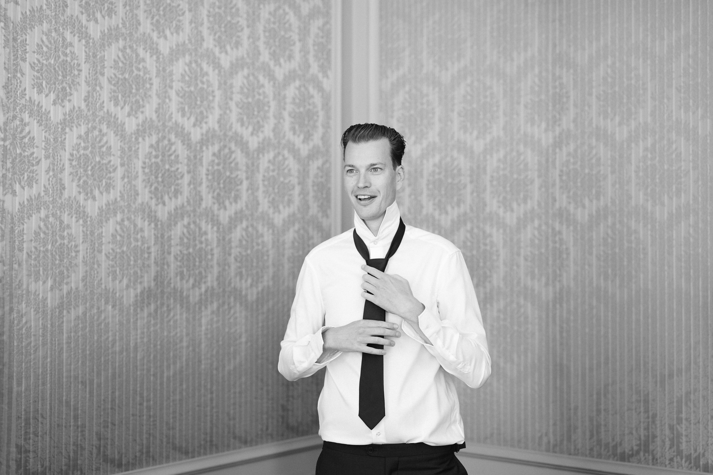 wedding-photographer-northamptonshire-bride-groom-couple-portraits-065.jpg