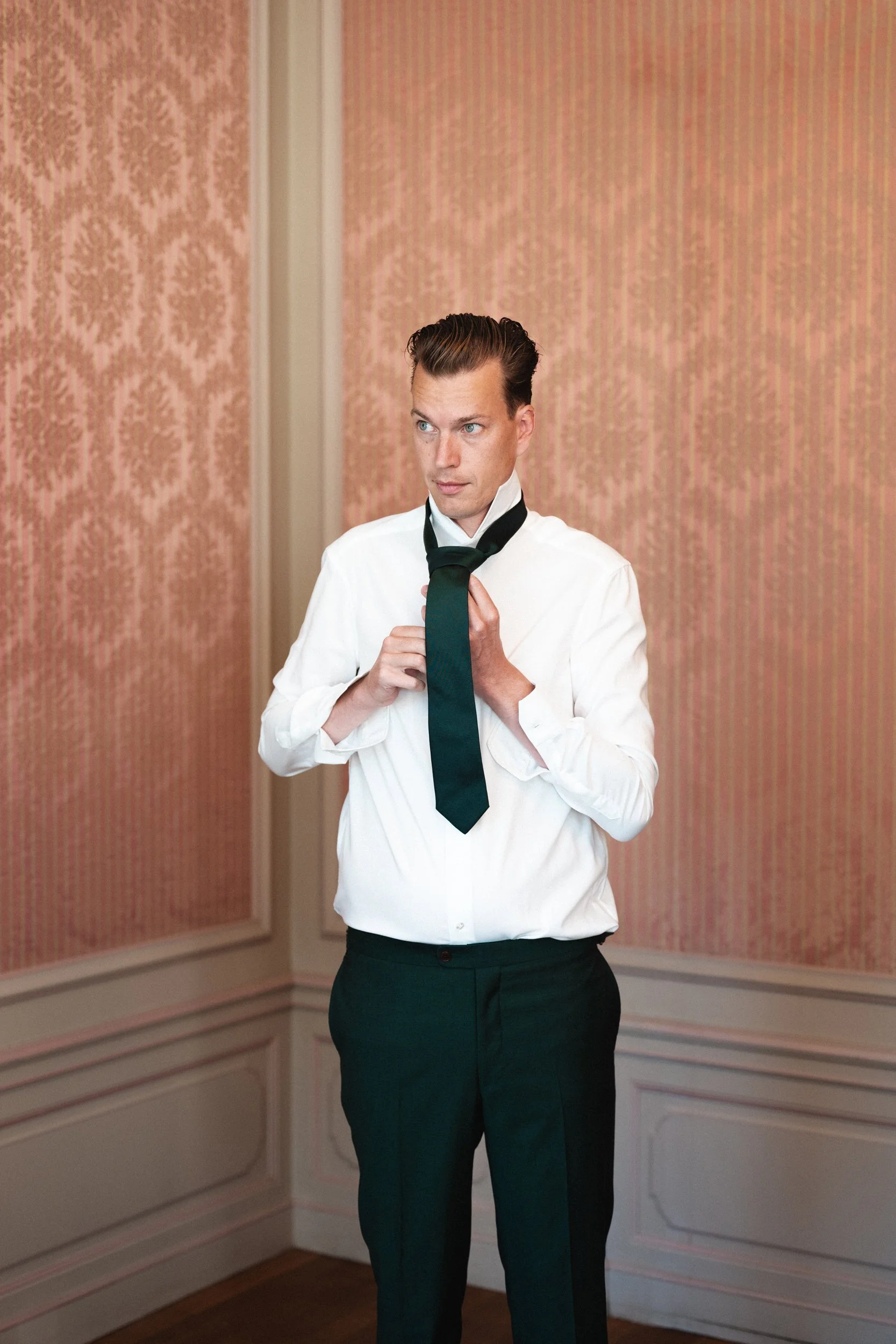 wedding-photographer-northamptonshire-bride-groom-couple-portraits-068.jpg
