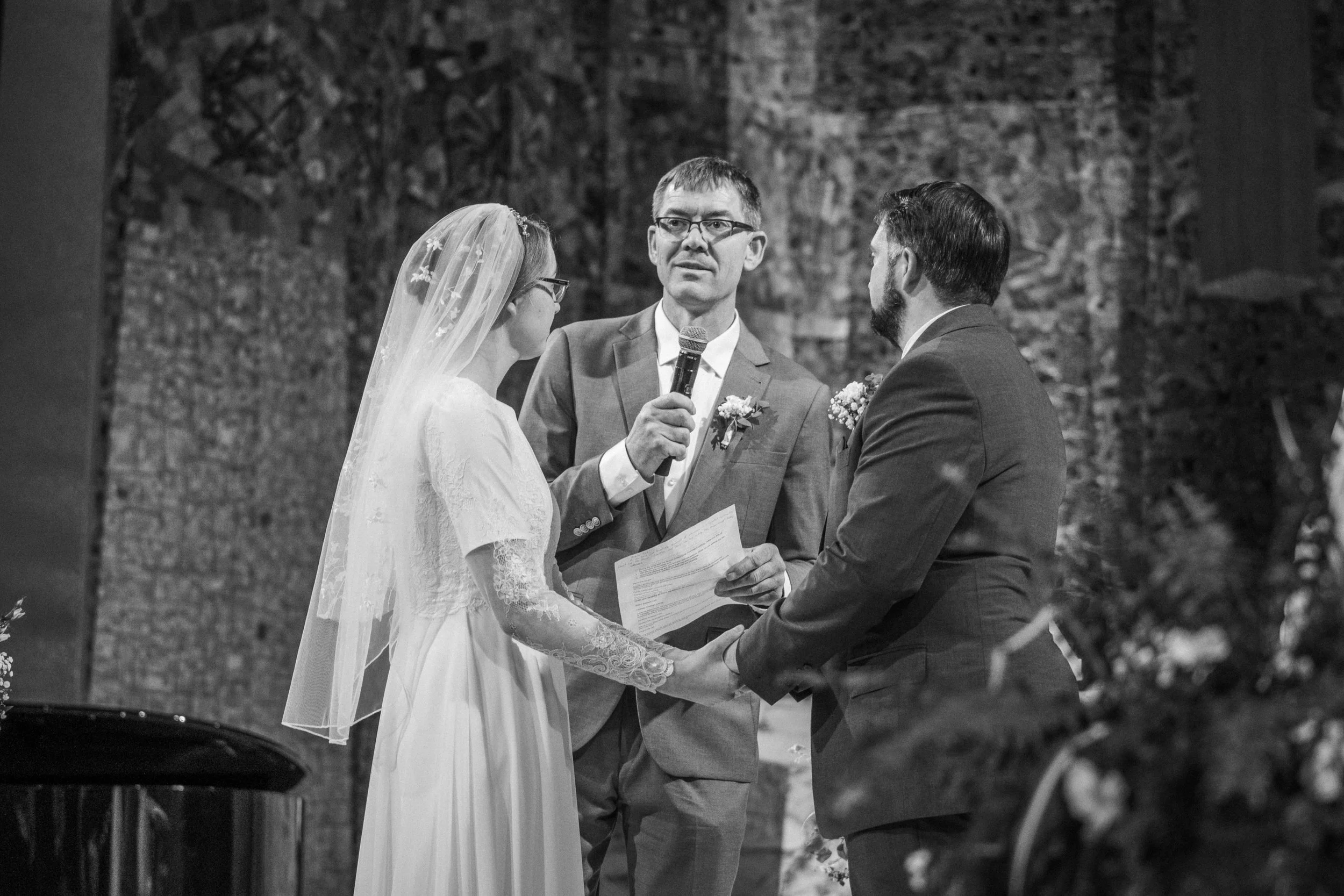 Jonathan and Sheryl Wedding Photos (728 of 1038).jpg