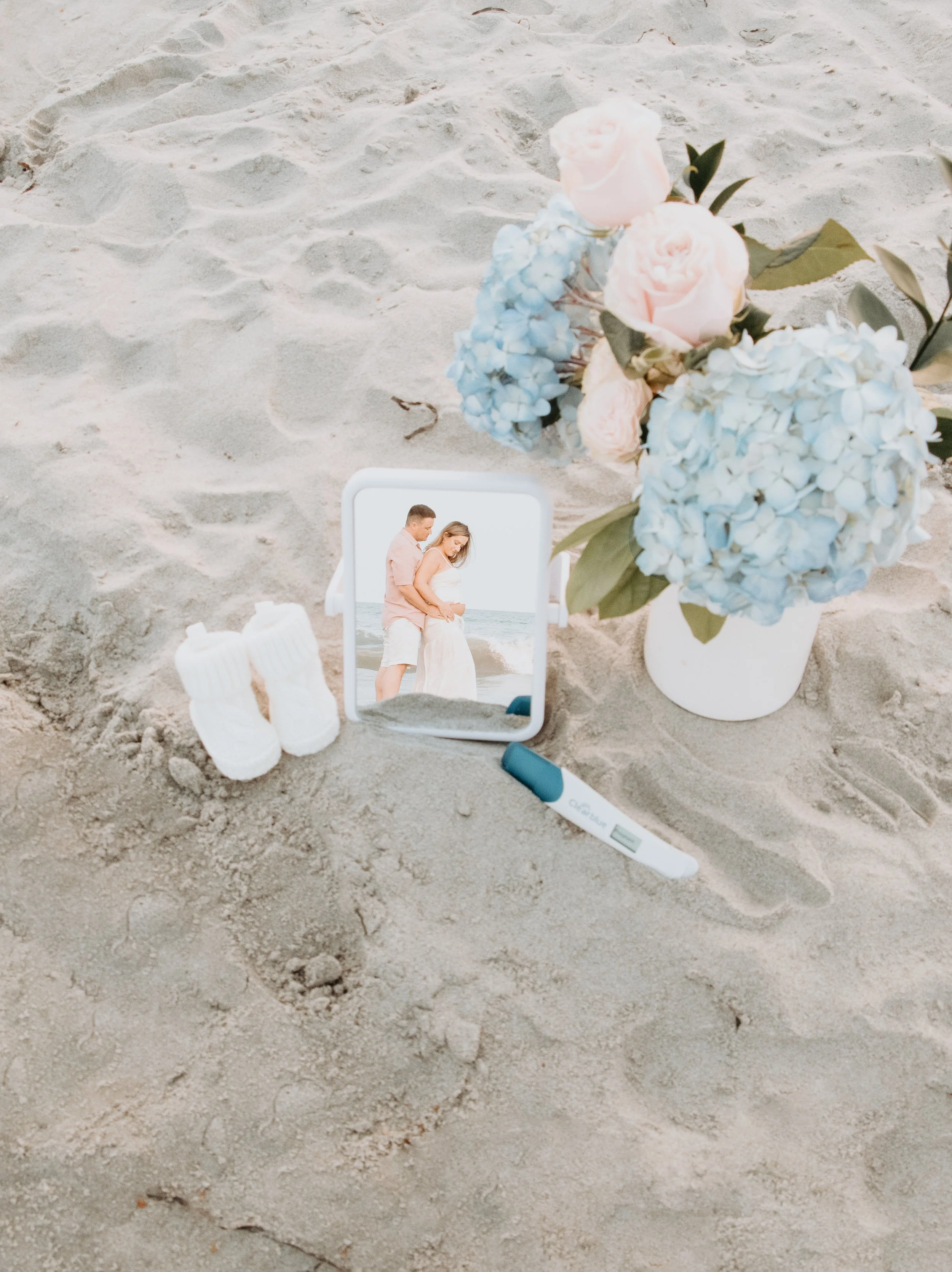 Kristen Pregnancy Announcement : Summer Mini Series