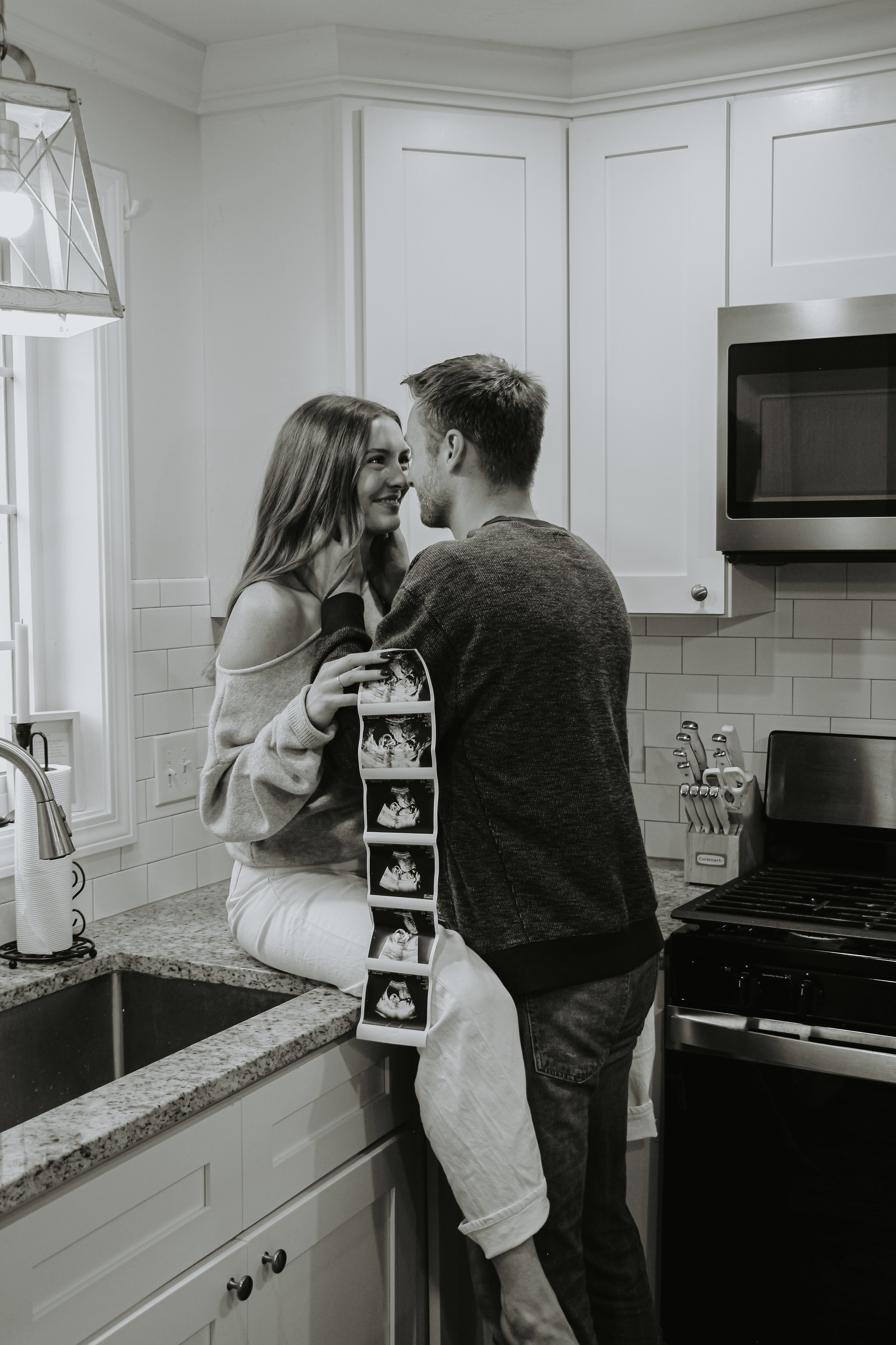 Amanda & Drew Maternity Annoucement