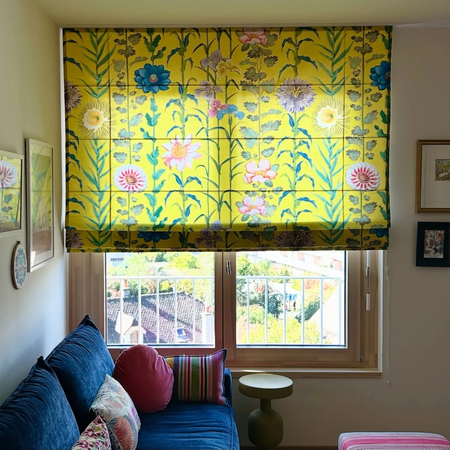 Store bateau confectionné sur mesure en tissu @lacroixofficiel @designersguild 🌞
« Sélam » en Orient, bouquet de fleurs dont l’arrangement correspondait à un code symbolique, à un langage perm