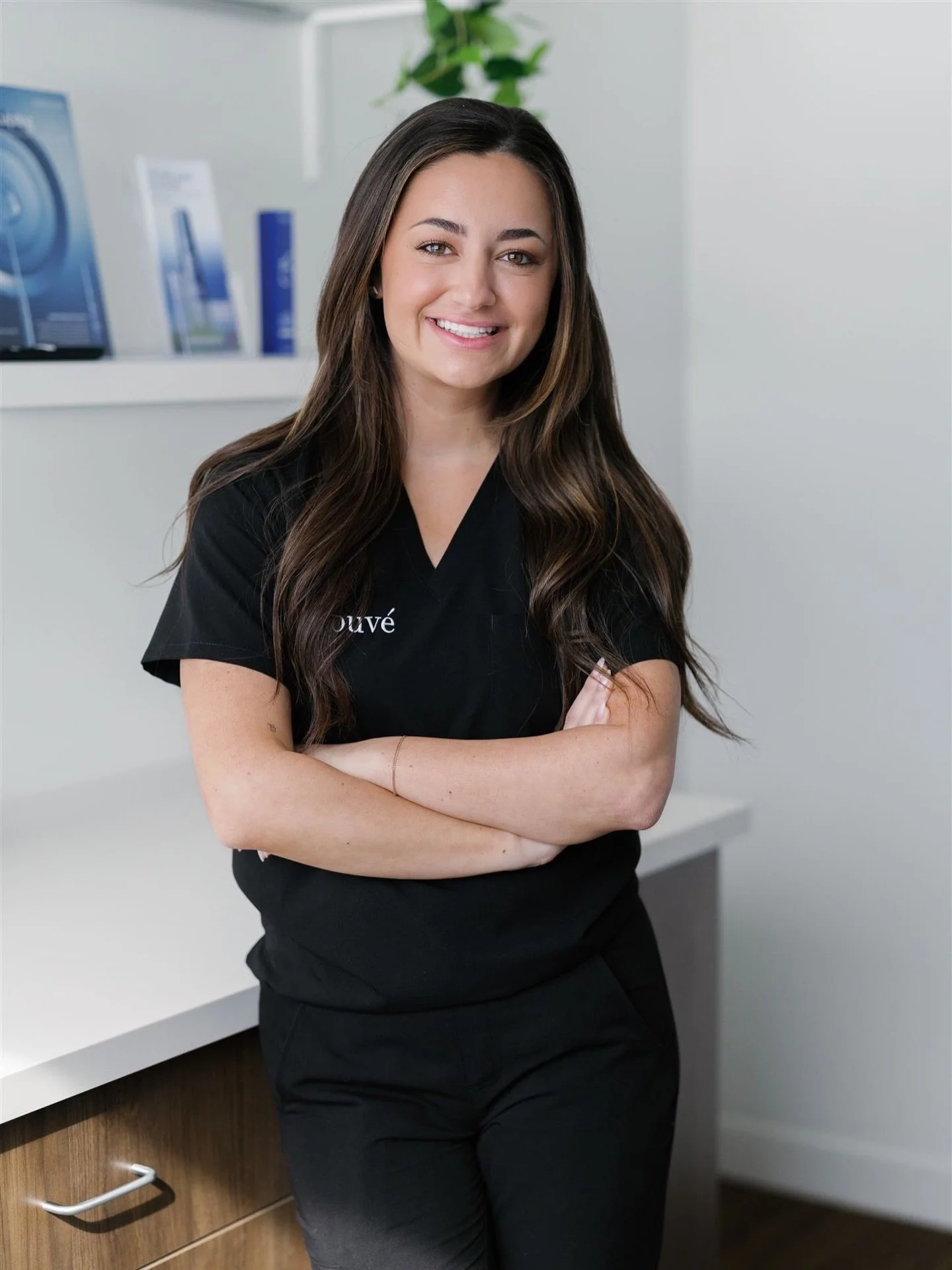 Please give a warm welcome to our newest aesthetic provider, Avery 🤍

She brings to Trouv&eacute; nearly three years of experience working with the plastic surgery team at Cleveland Clinic ✨

Avery earned her nursing degree from Kent State Universit