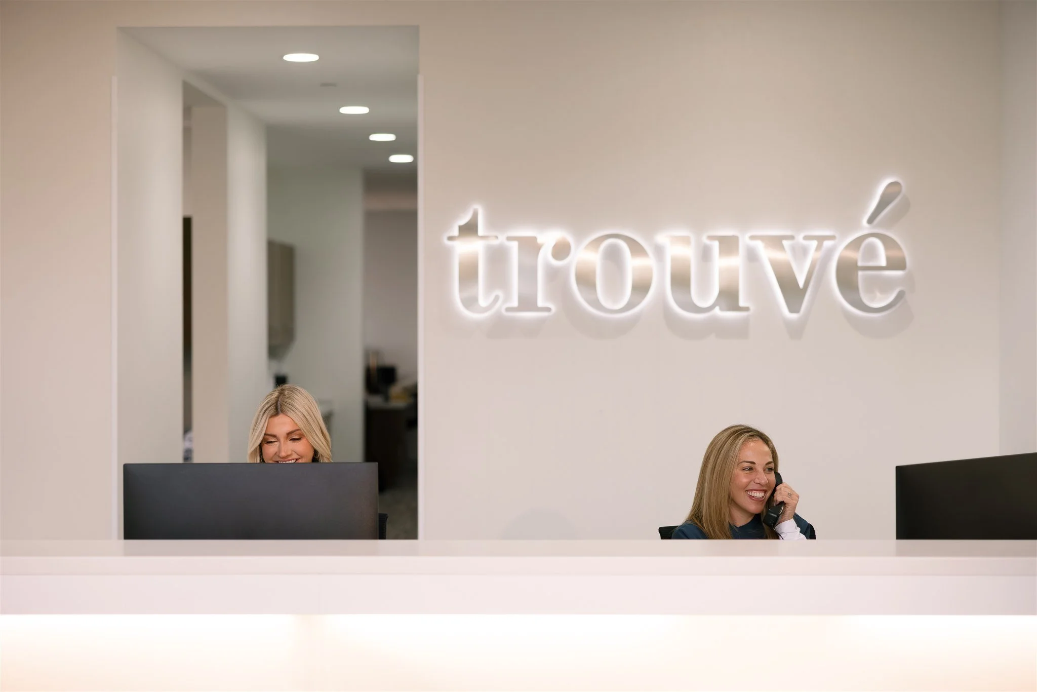 Admin booking consults at Trouve Medspa in Northeast Ohio