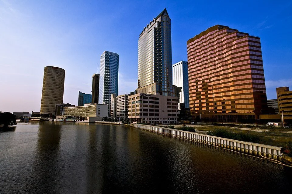 Tampa, Florida skyline at dusk