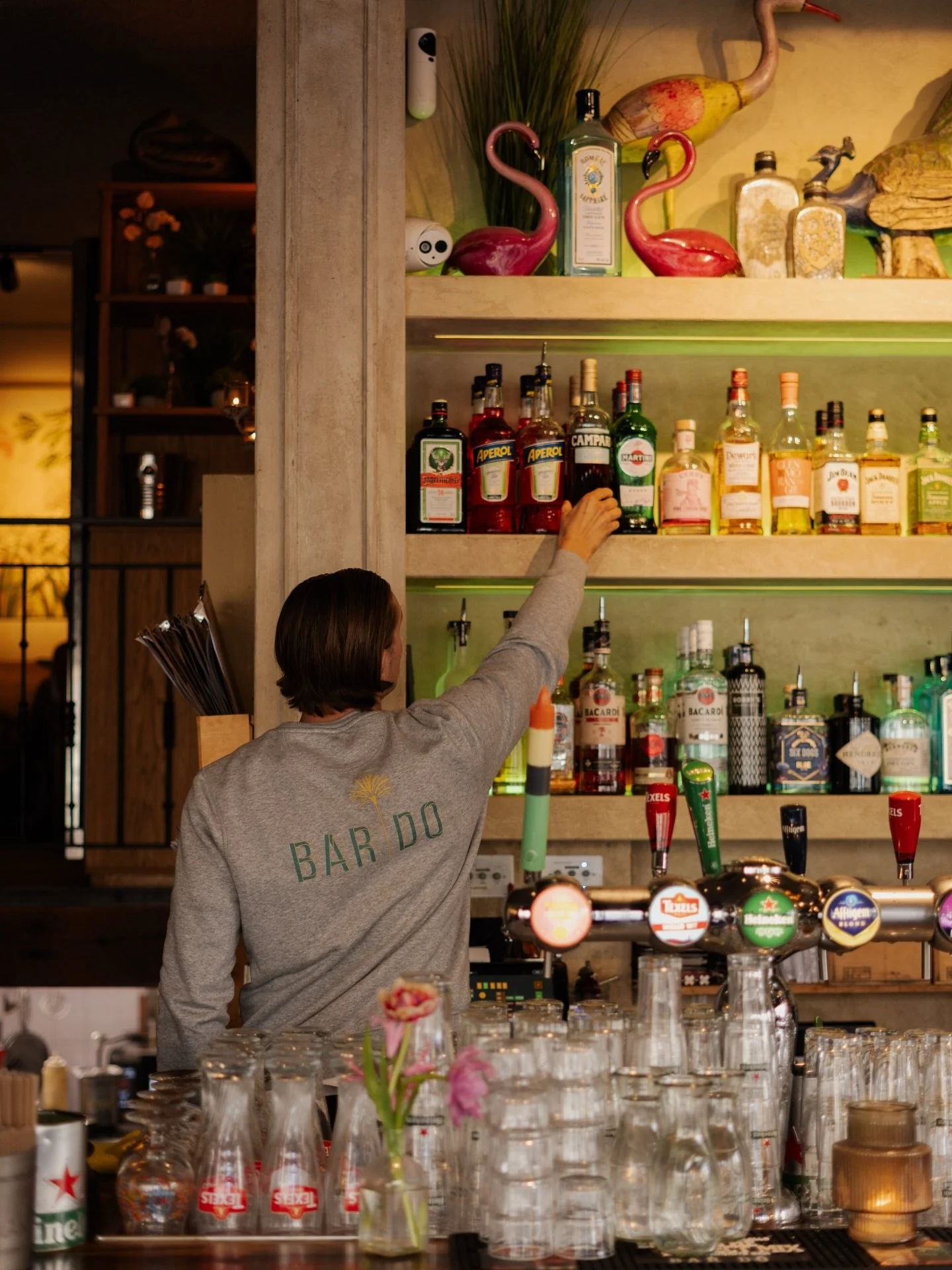 Zie de swipe voor onze openingstijden tijdens de feestdagen! Maak je niet druk, er kunnen nog steeds groepsreserveringen gemaakt worden voor de kerstperiode! 🎄🍾🌠