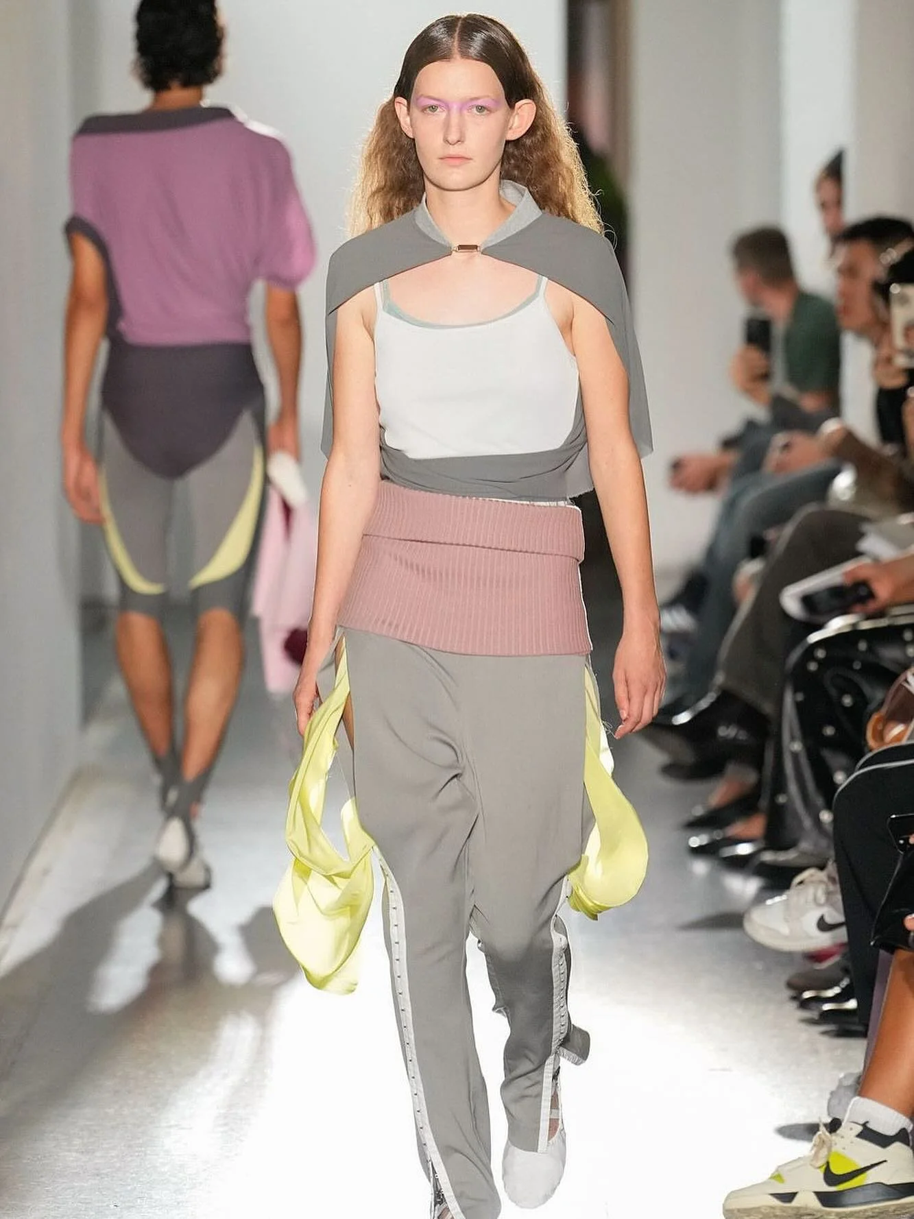 FLO for @jacek_gleba @fashion_east
Styling @nicola.neri
Casting @emmamatell
@oliwiajancerowicz @bitchchild