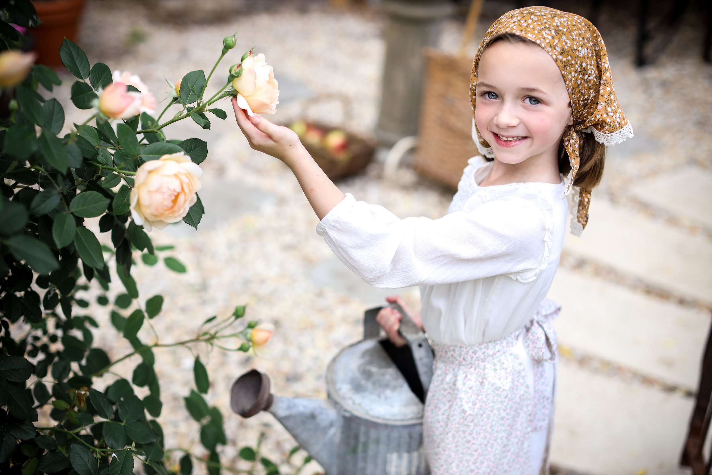 FLOWER PICKING MINI