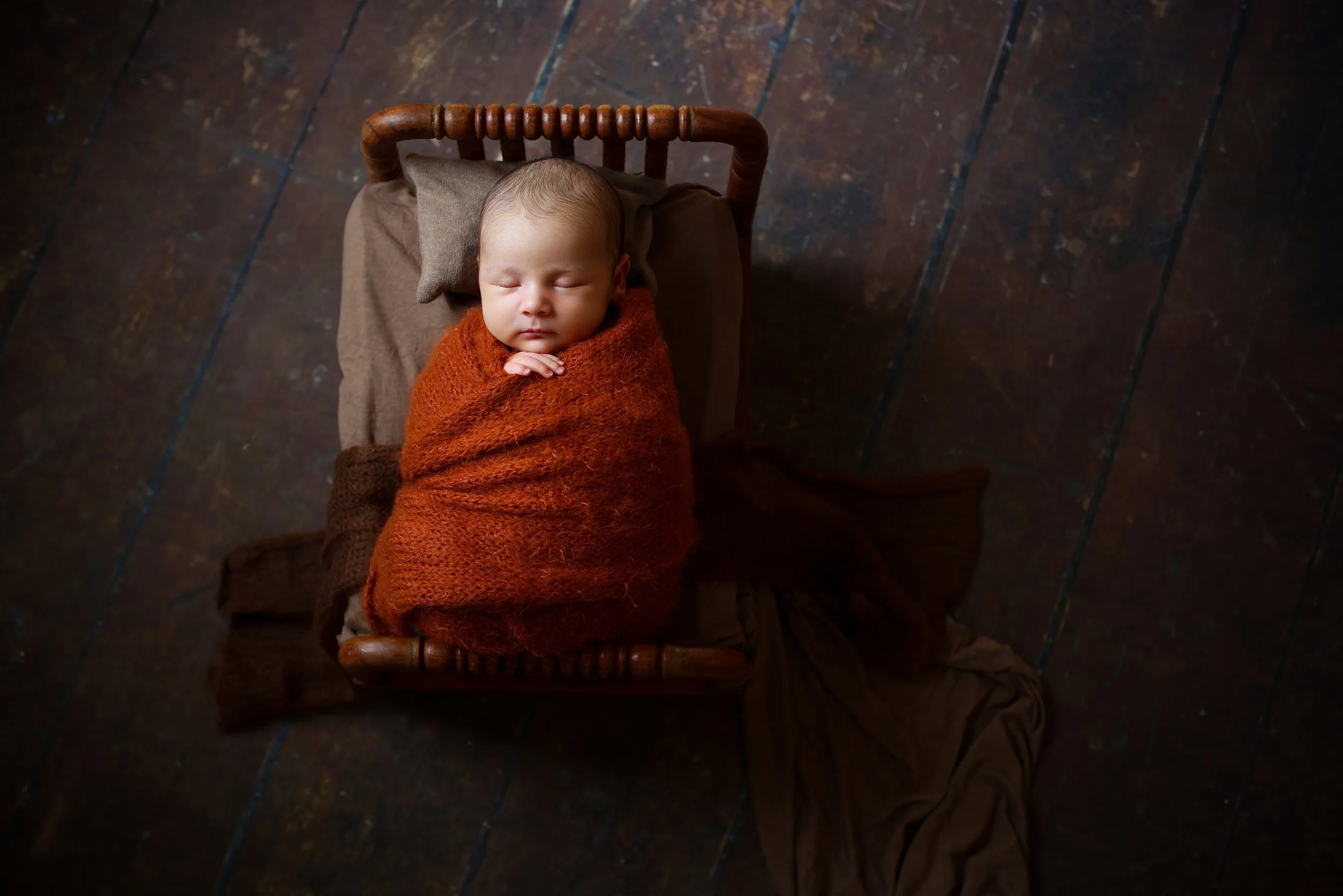 Naperville Wheaton Glen Ellyn Newborn Photographer