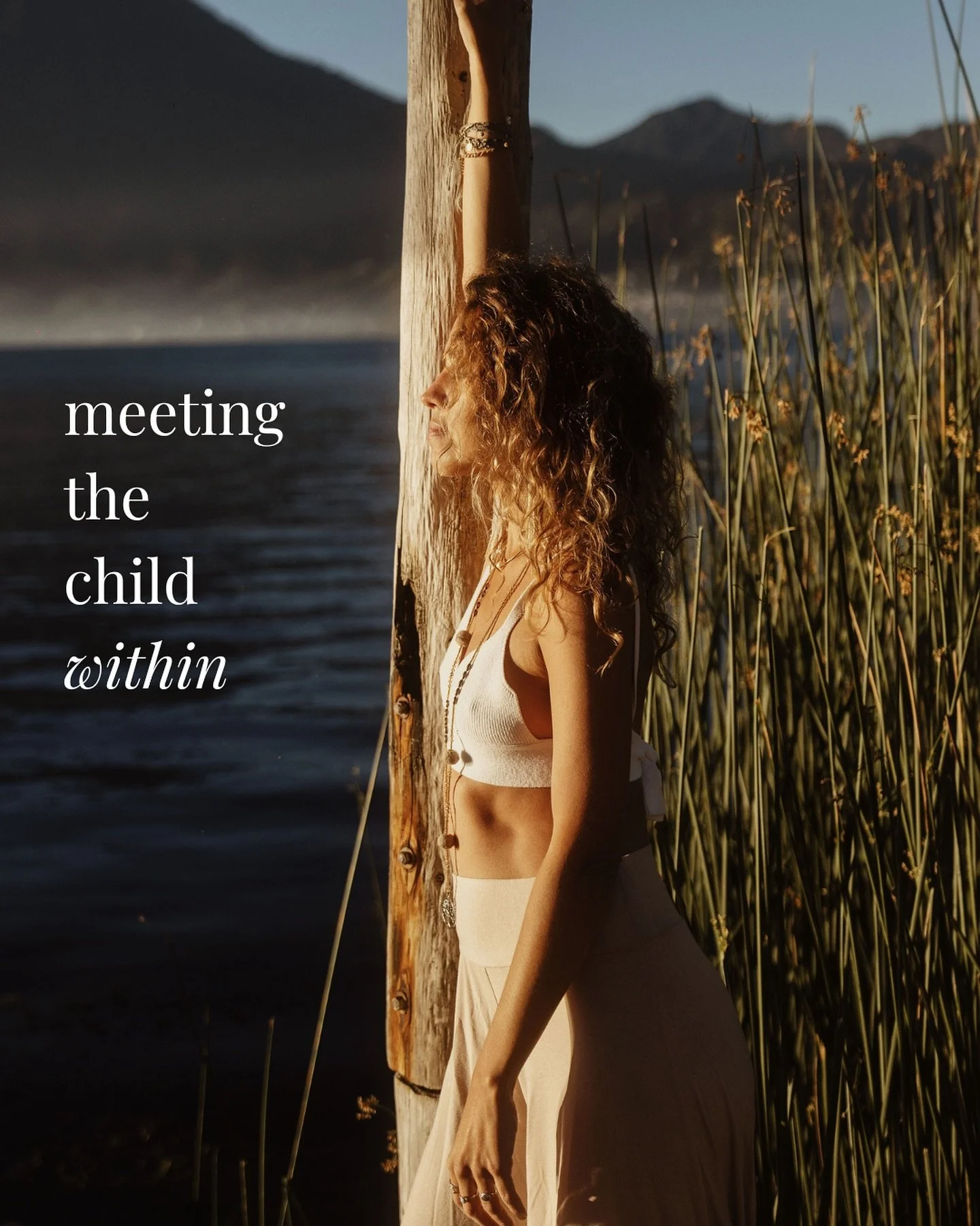 Healing your inner child | 16/30 song meditations just for you🤍

..who you are today was shaped by what you lived through.. and maybe not who you are meant to stay✨

Full song meditation on my youtube channel @kyyellemusic

love!

#dailysongmeditati
