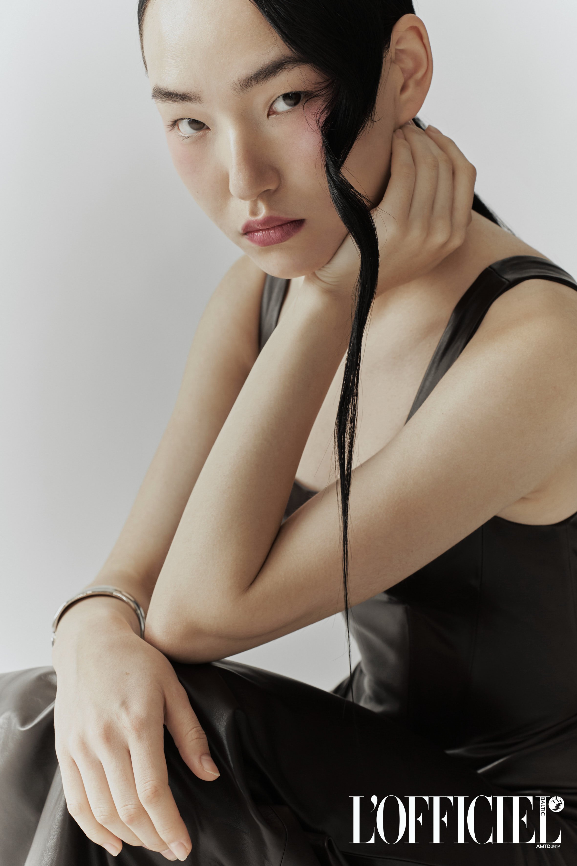 039Look5_Simon Hengesbach_Logo.jpg