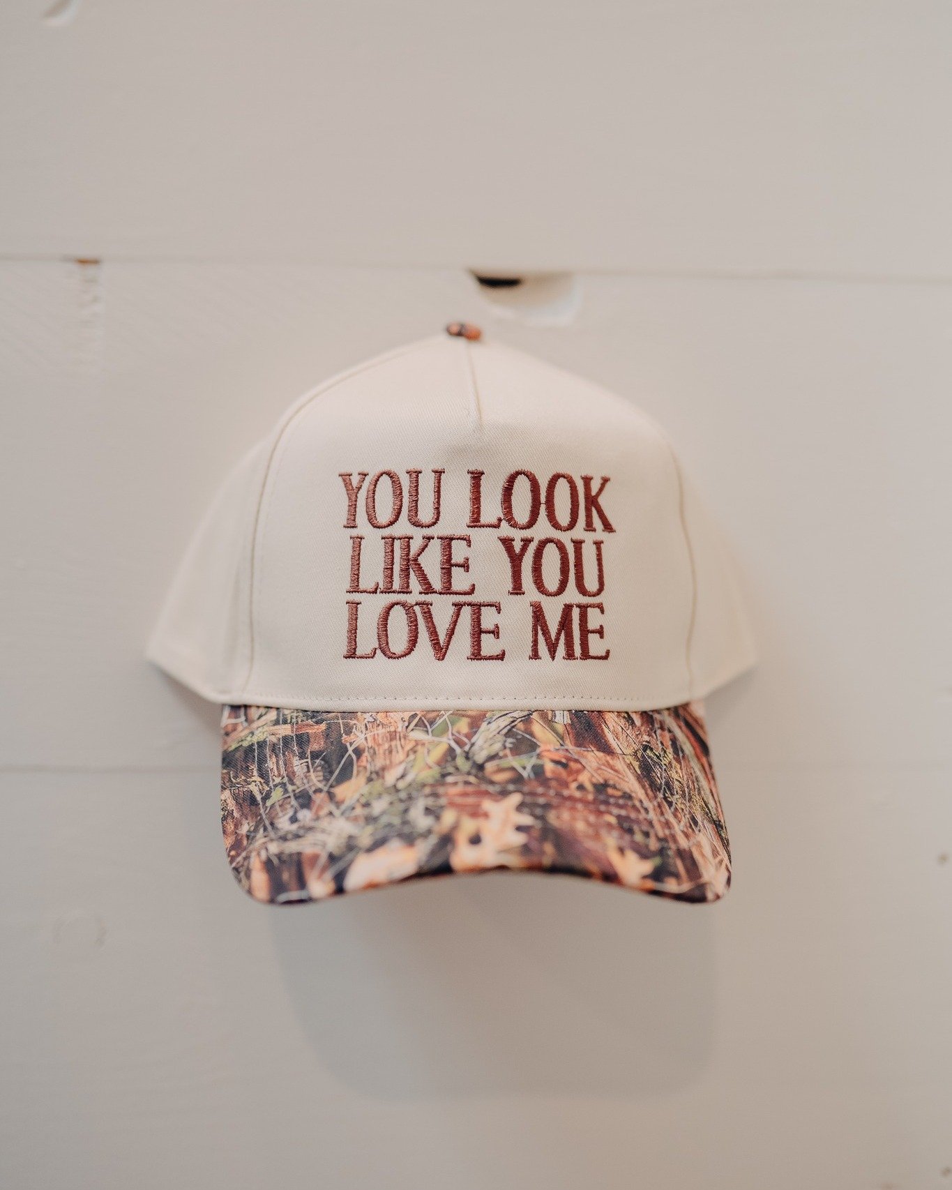 You need this hat if your'e going to watch Ella Langley and Riley Green this week!😍

#ellalangley  #rileygreen #youlooklikeyouloveme #countryconcert #eauclaire