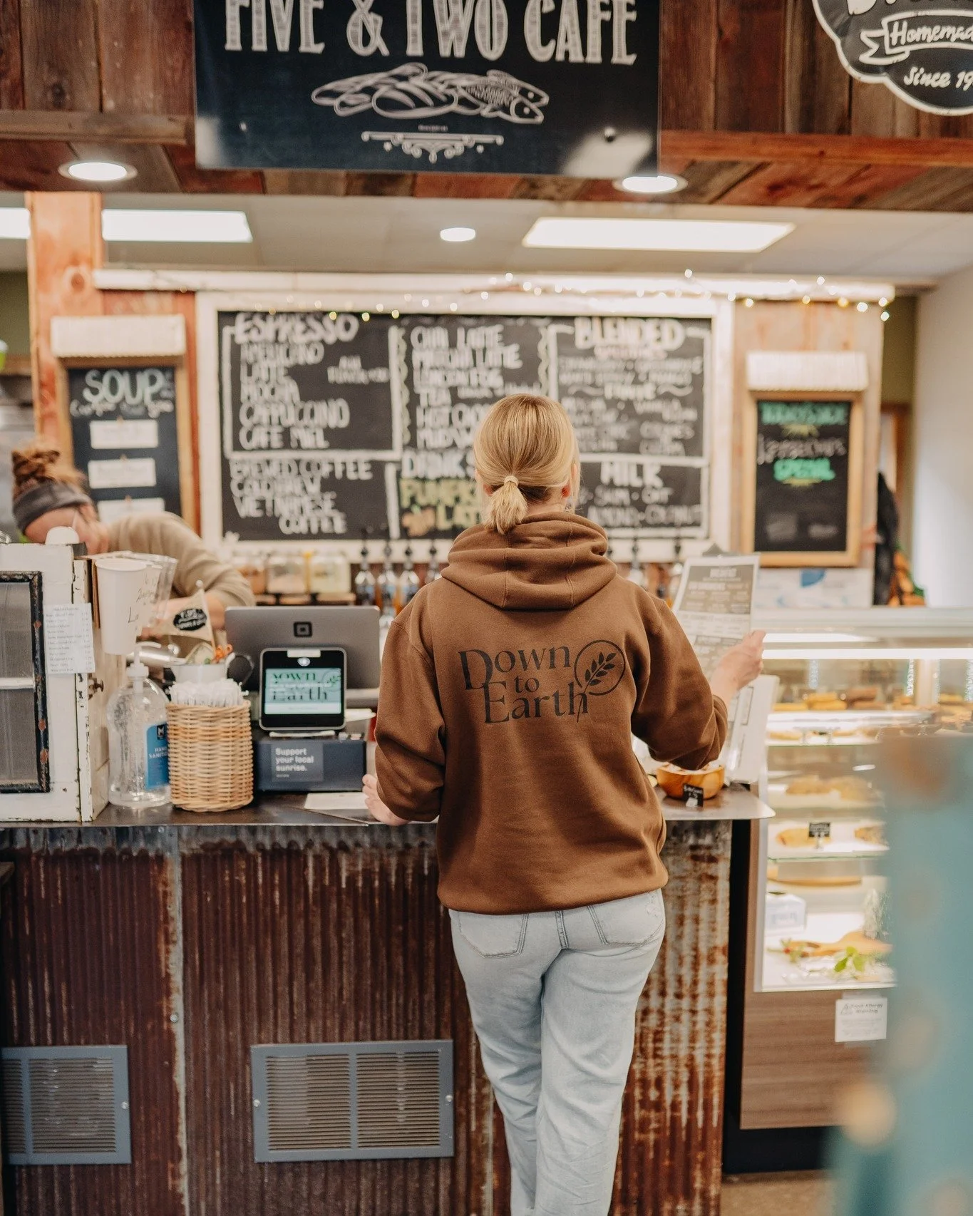 Happy Monday!โ
#monday #fiveandtwocafe #eauclaire #eauclairecafe