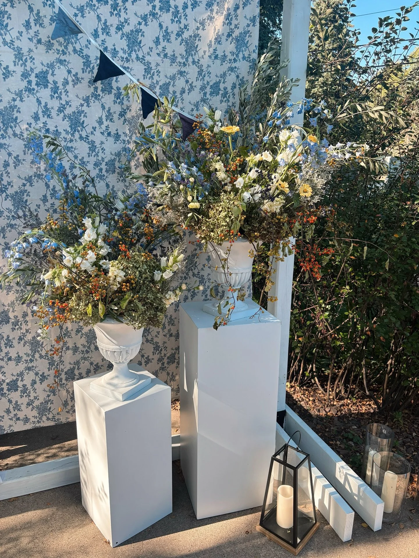 A sweet little Saturday baby shower set-up&hellip; for us 🤍 

Surprise&mdash; Baby Nicolaus due in December! As we near the end of the wedding season, I wanted to make this announcement. To those that already knew, thank you for your support and pat