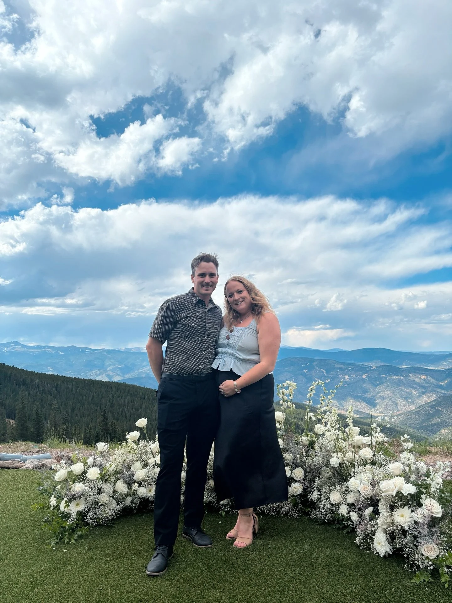 2025 Baby Bump + Flowers 🤍 the last photo was taken only 11 days before little man arrived &mdash; I only wish I would&rsquo;ve taken more

Last year was the most rewarding, and most physically challenging, year I&rsquo;ve had yet. But my clients, m