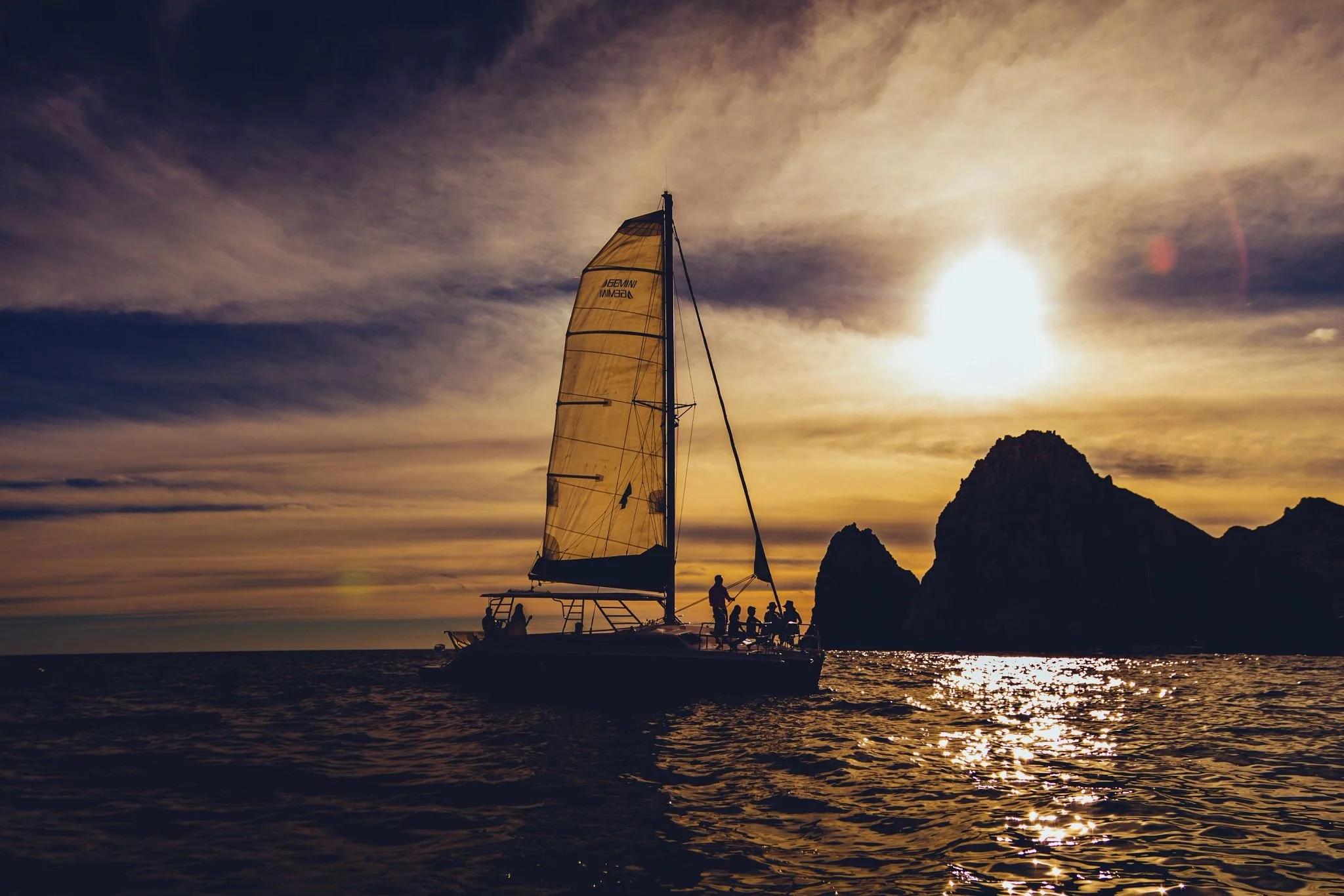 JAZZ &amp; WINE SUNSET CATAMARAN