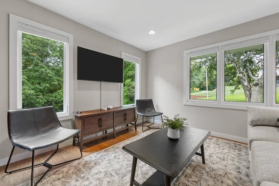 GinaP-AssetLocale-Reviews-Airbnb-02.jpeg
