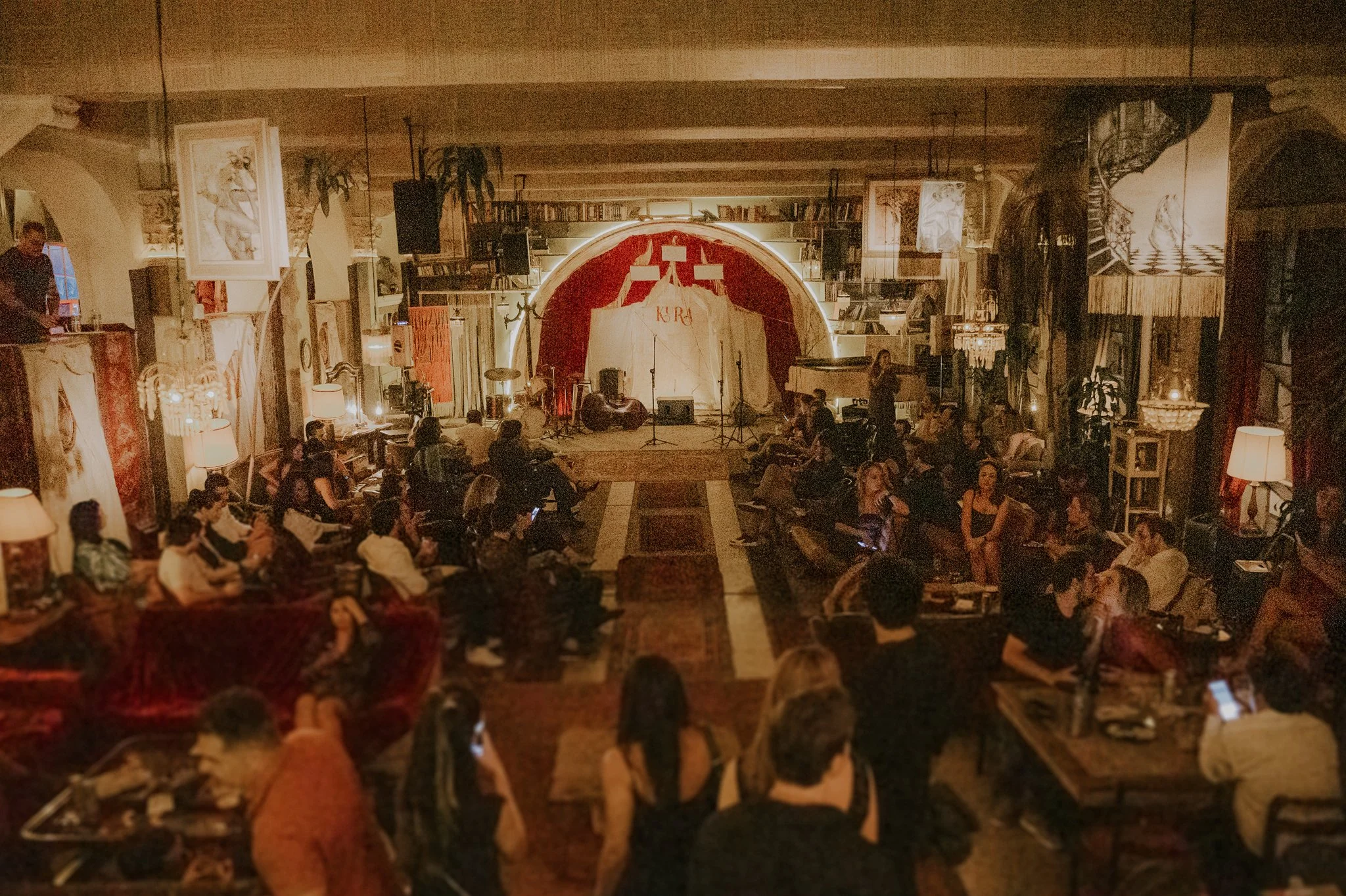 Copy of VIV_9090.jpg