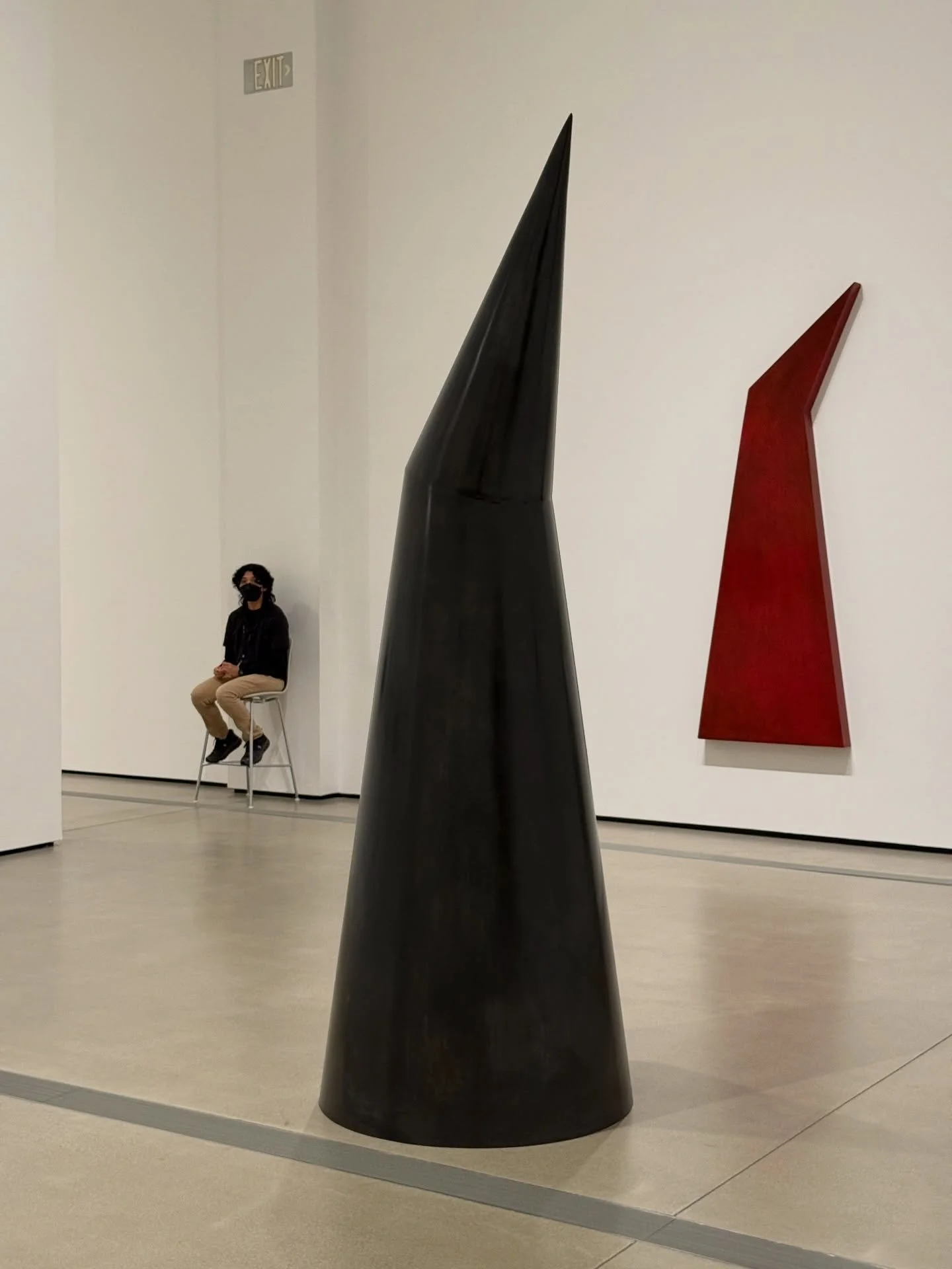 Robert Therrien @thebroadmuseum  Of all the things I photographed @moca years ago, Therrien&rsquo;s work was the most pleasurable. Something about those shapes.