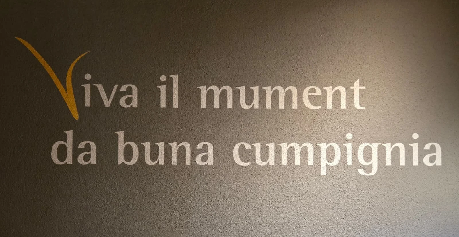 Viva il mument.jpeg