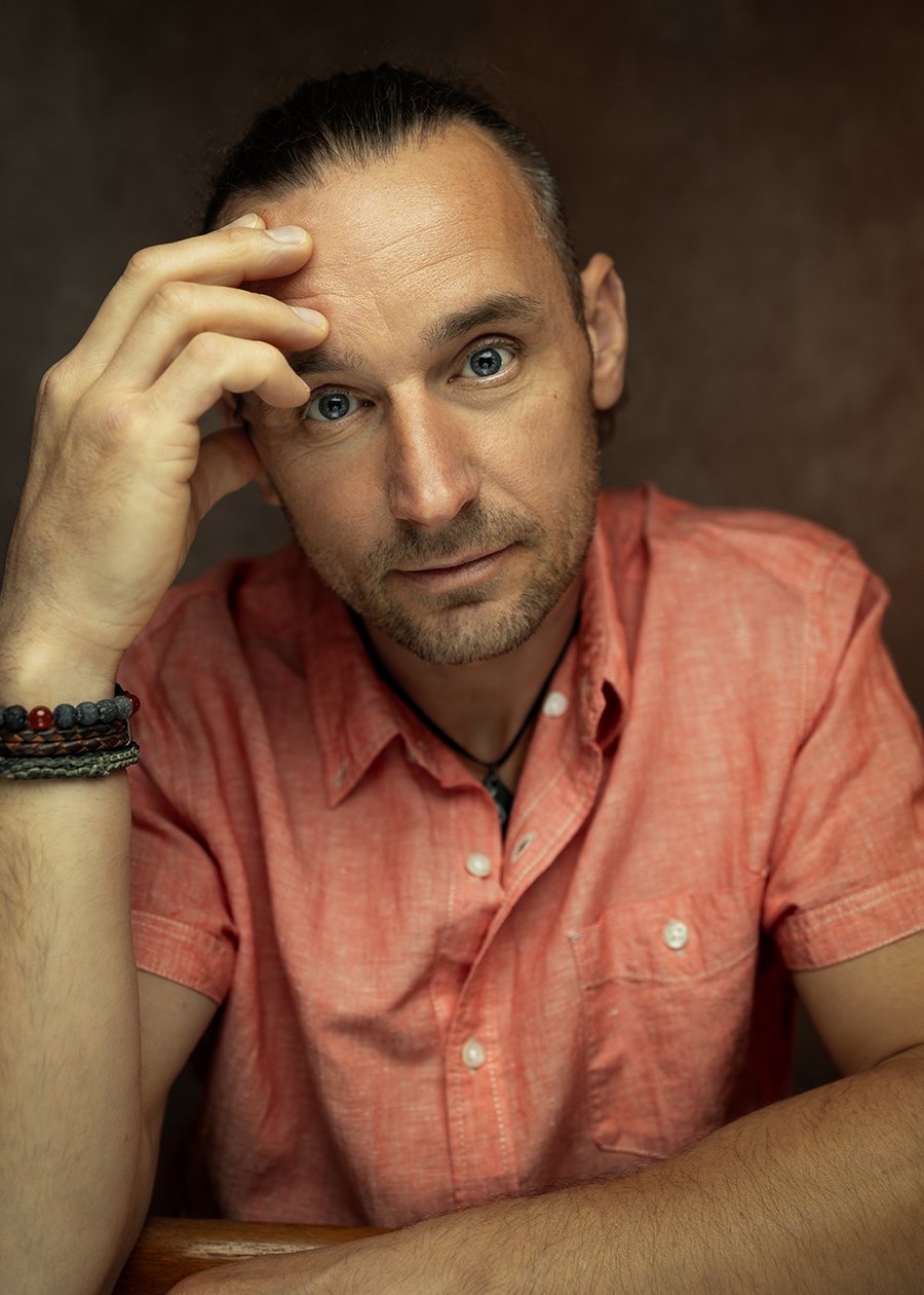 Headshot-portfolio-5.jpg