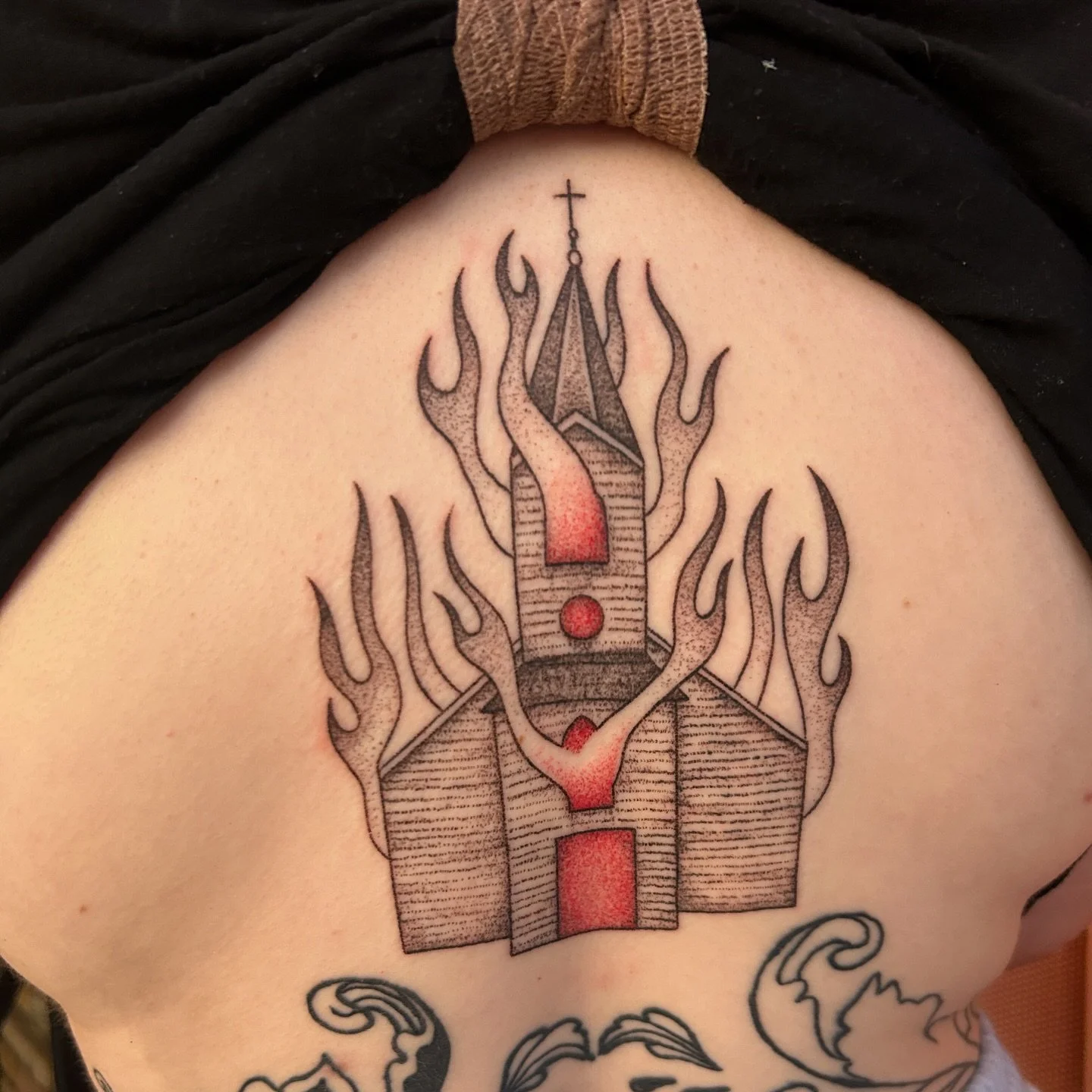 ⛪️ 🔥 @liz.raspberry