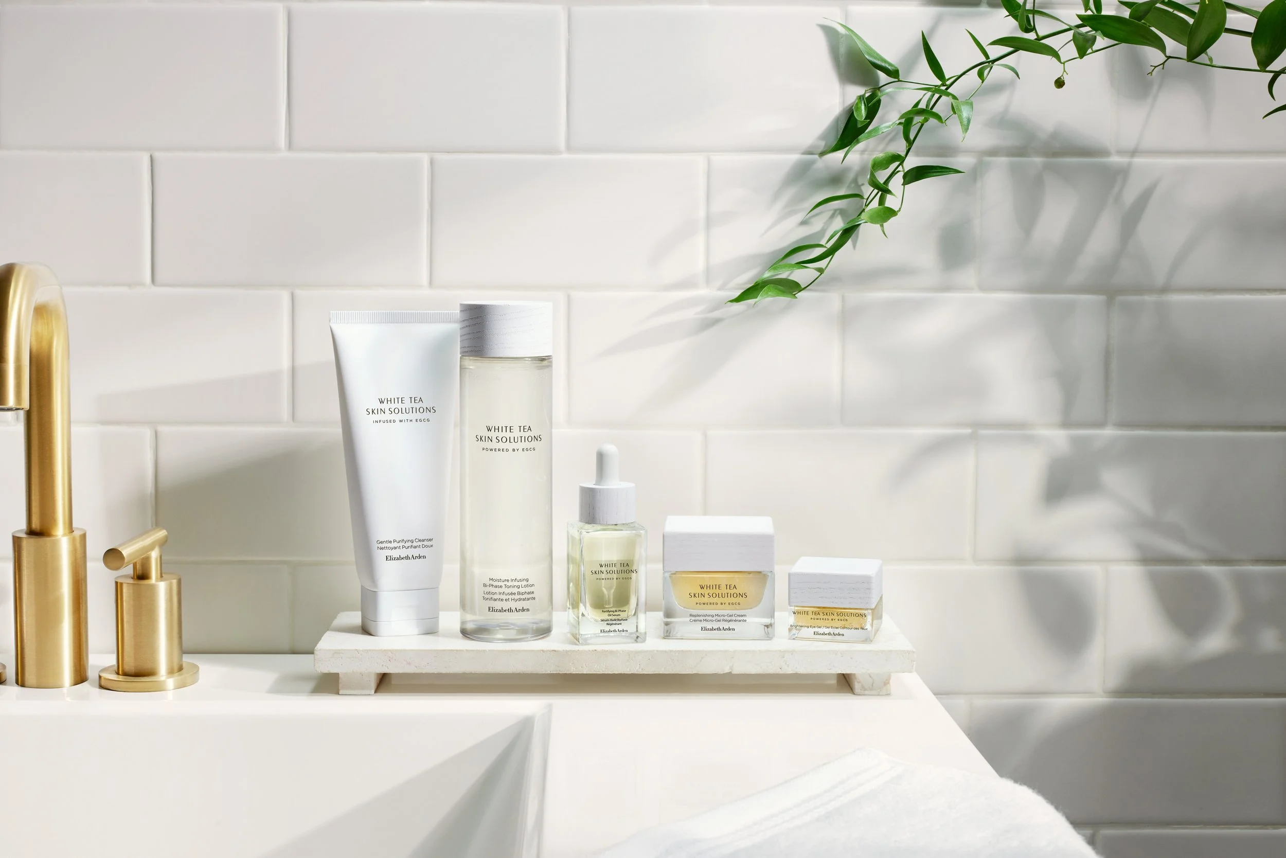 21-09 2130-05B DGN_EAD_s05_LIFESTYLE_STILL.JPG