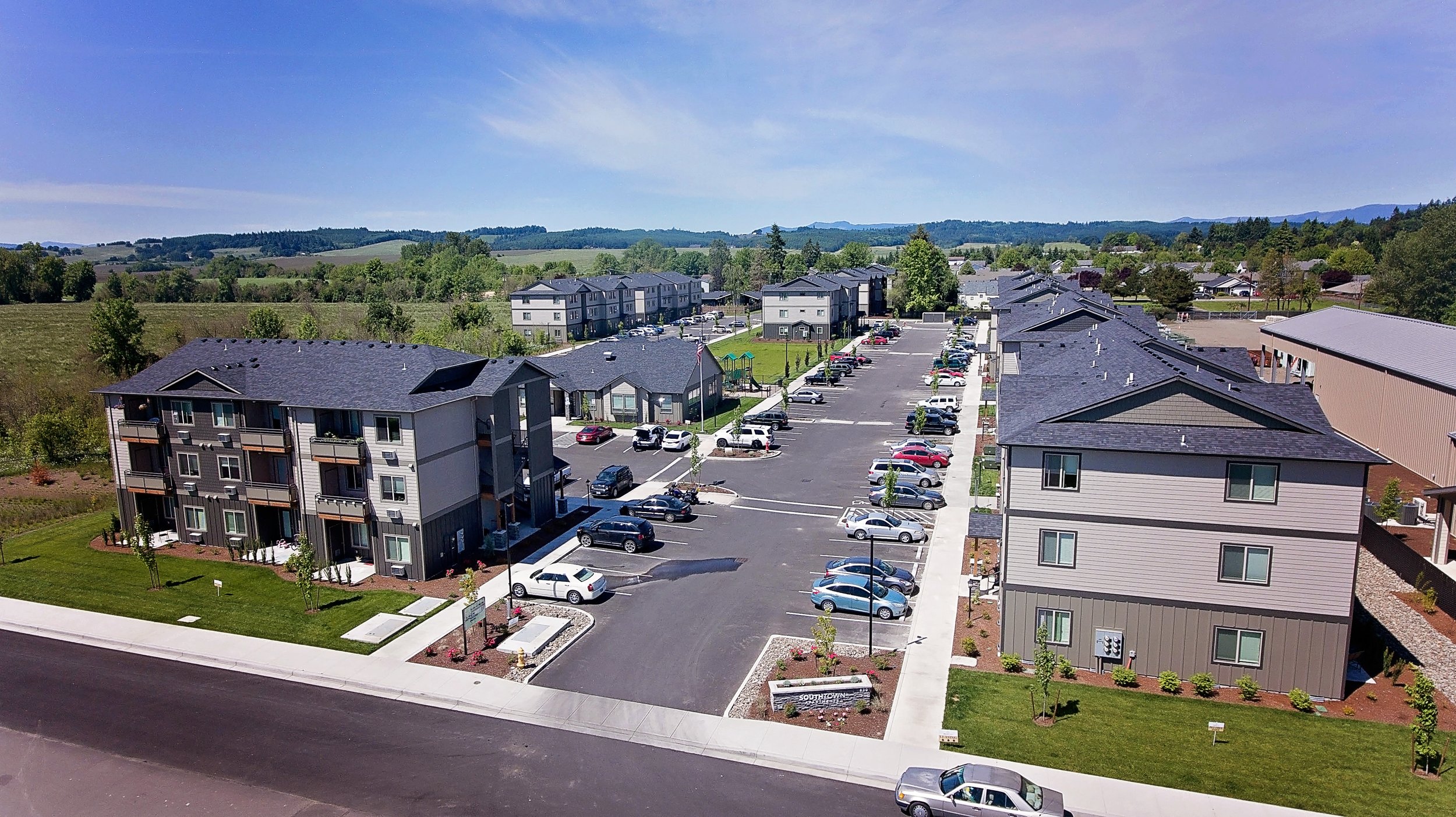 Southtown aerial with entry.jpg