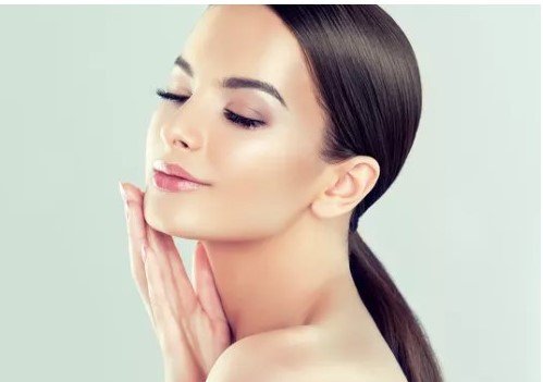 Renaissance de Beaute Licorice Brightening Scrub Detox Available at Renaissance de Beaute