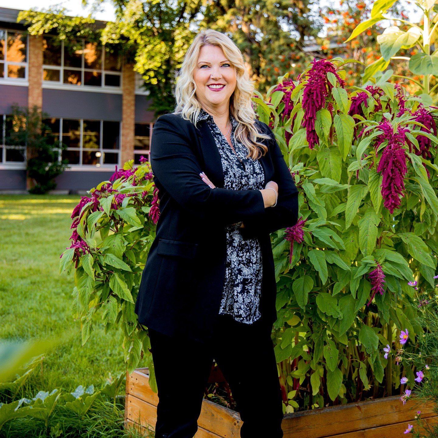 A couple of months back we had the immense pleasure of meeting Jillian Marino (Principal of Vimy Ridge Academy) here in Edmonton. 

Vimy Ridge Academy is well known for their ability to provide a rigorous, academic, flexible and student-centered prog