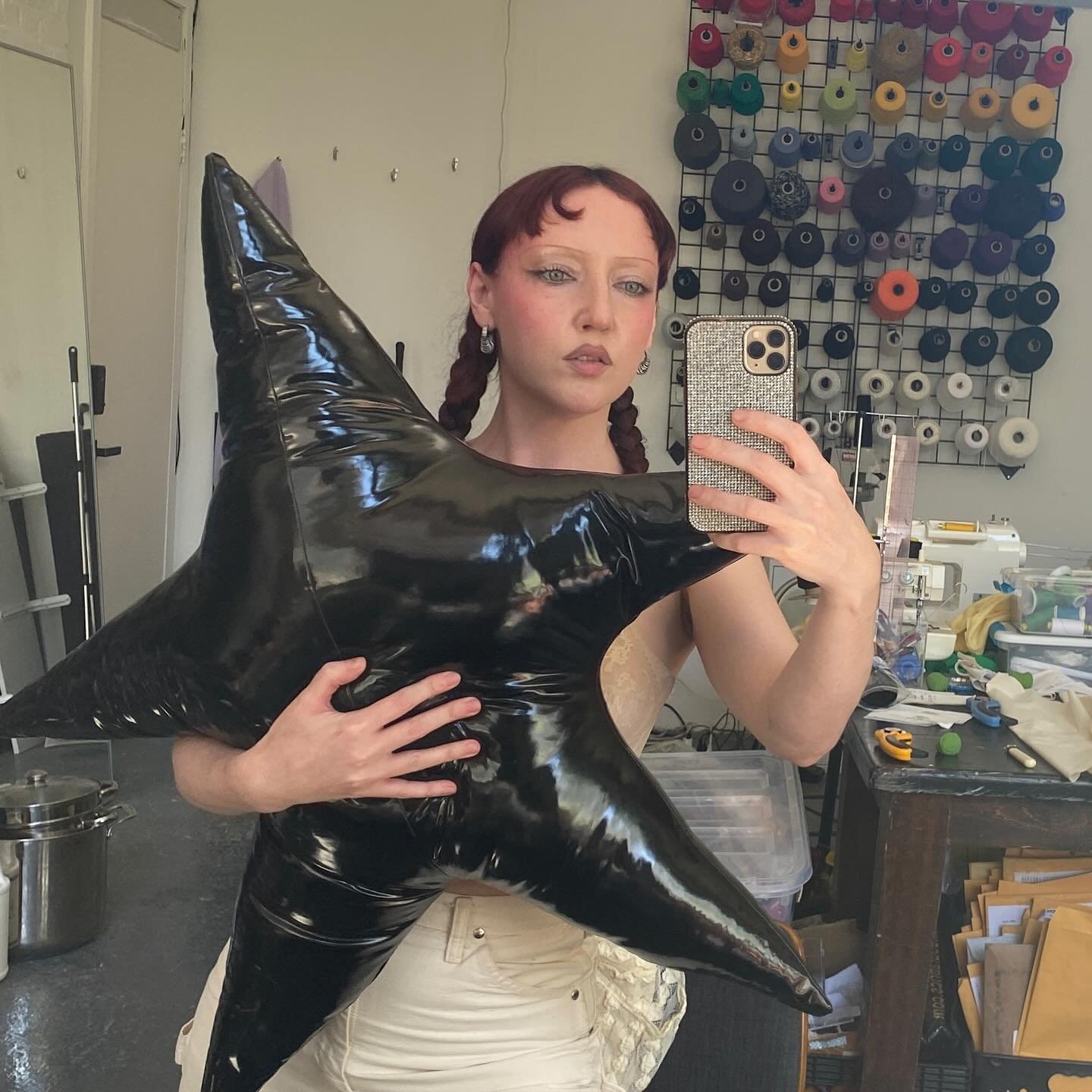 happy 1 year studio anniversary to me 🥳 it&rsquo;s been life changing to have a separate space to create in. Back in June we were blessed with a huge space upgrade down the hall - I&rsquo;m thankful and excited and sometimes in disbelief I get to wo