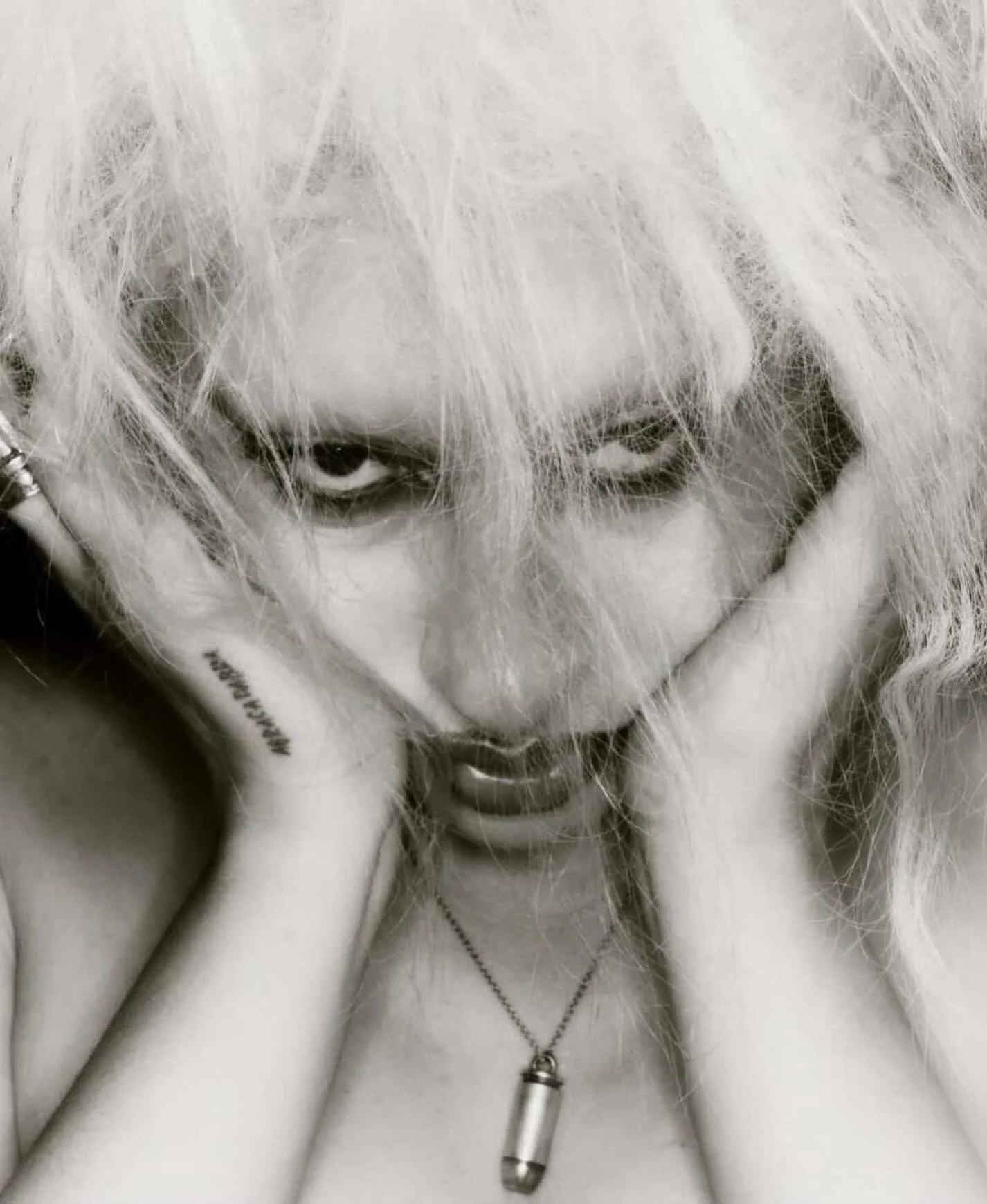 glam for @kngwmn @nghtcrwlrtv 🕷️🔊 

photo by @bogusluck 
hair by @__mikemartinez