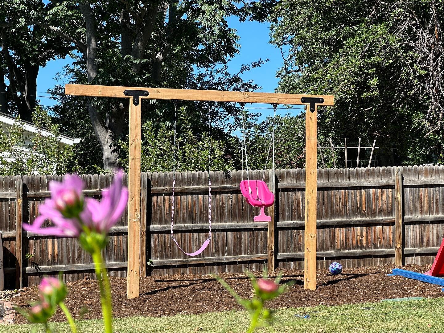 This #modernswingset is my favorite project to date! The #diyproject video will drop this next week on how to do this project in your own yard.