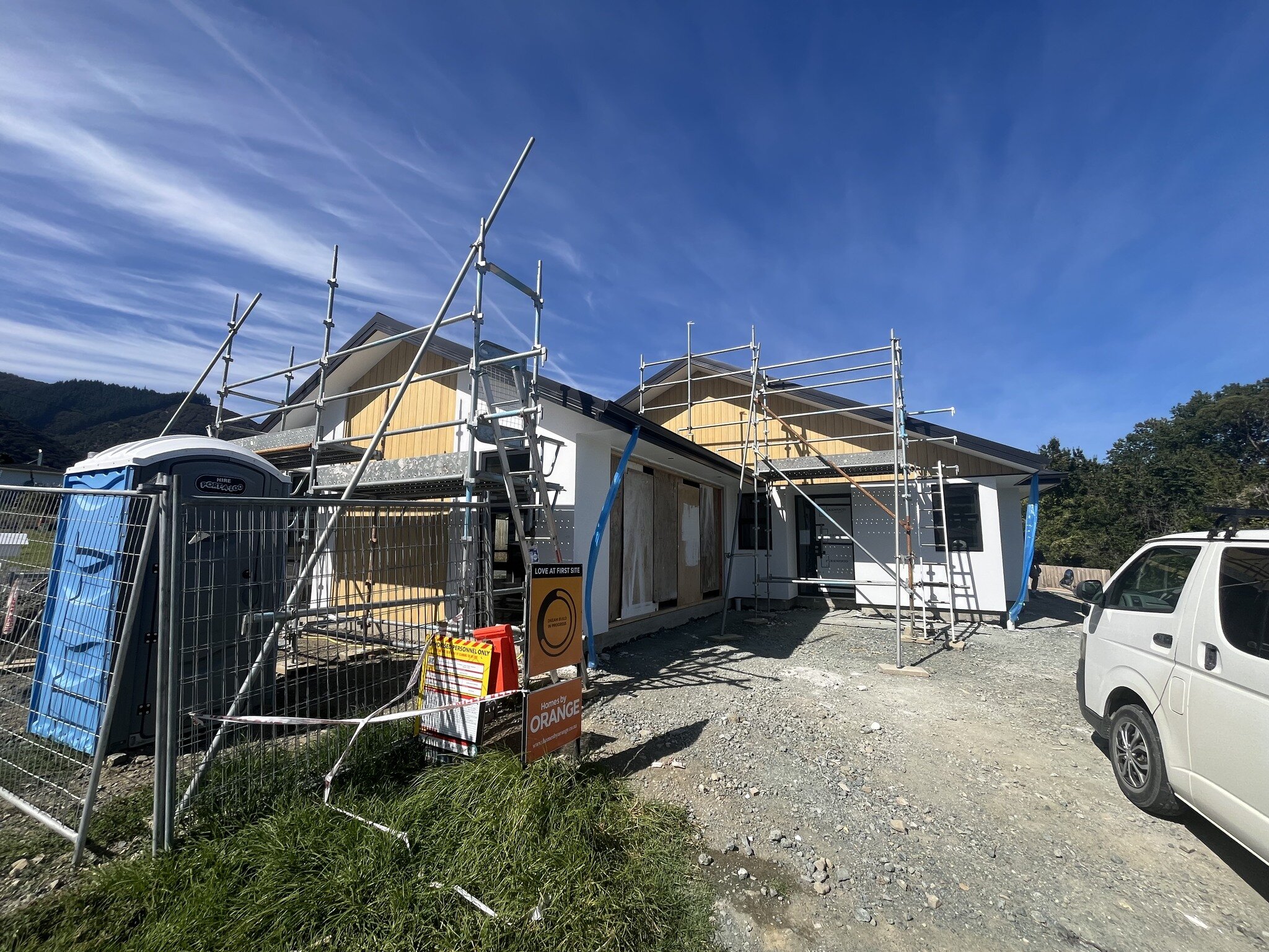 The Halligan build is coming along nicely. The Genia exterior timber looks great as always! We can't wait to see this one completed!