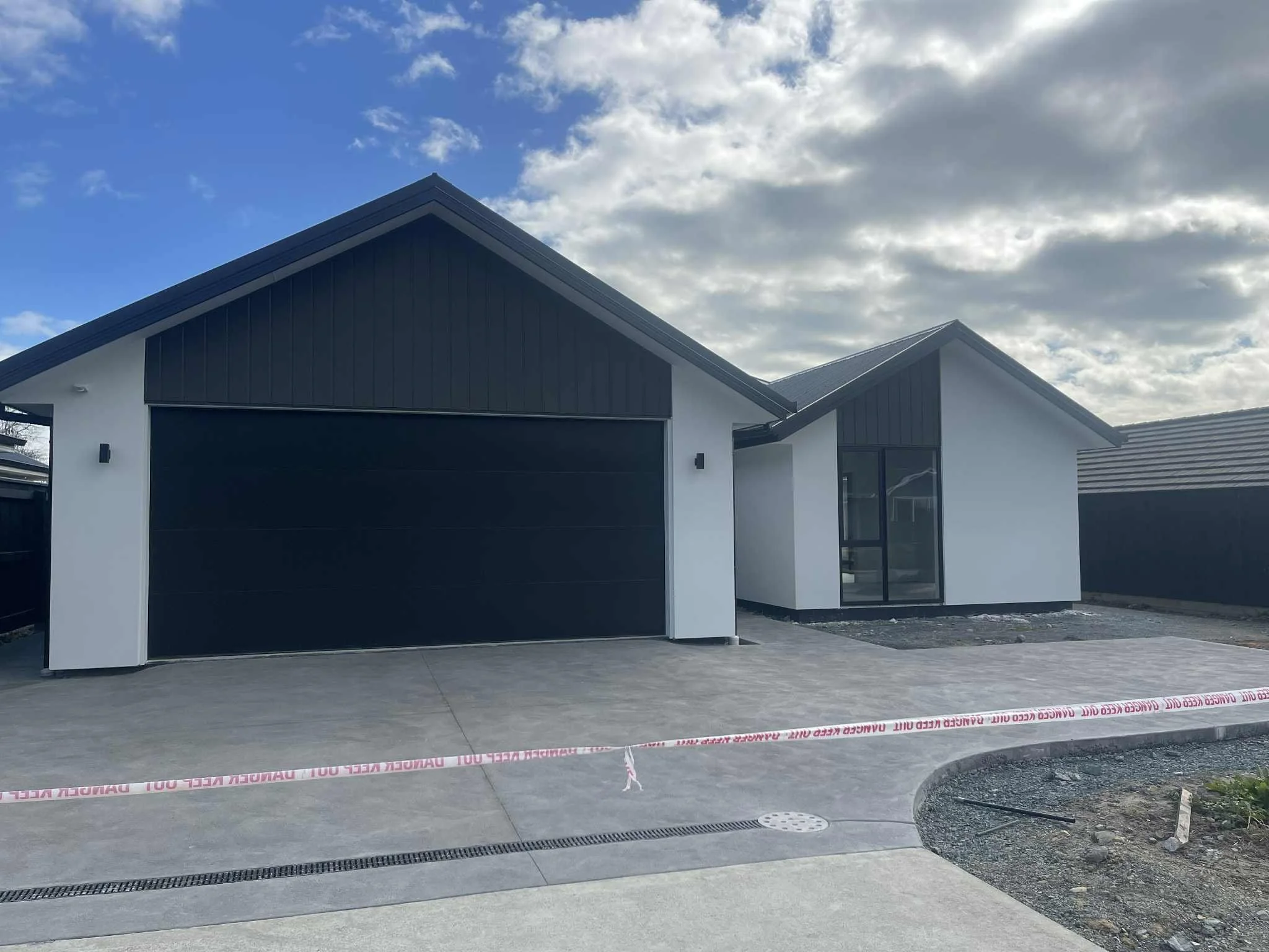 🏡 Handover Happiness! 🗝️

We were thrilled to recently hand over the keys to another happy client! Seeing our clients step into their new home never gets old. ✨

Congratulations!

Thinking about your own dream home? Let&rsquo;s make it happen!

#Ha